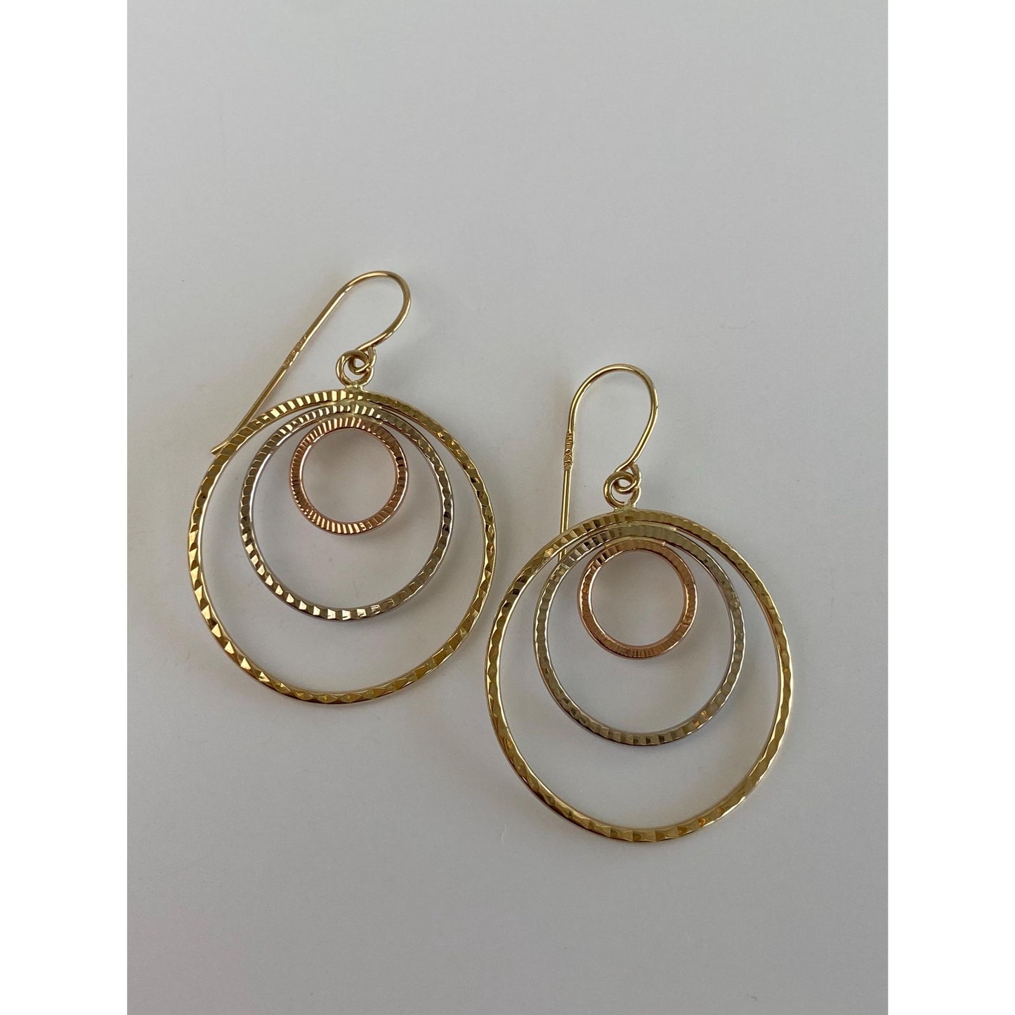 Vintage Solid 14k Tri Tone Gold Circle Dangle Earrings