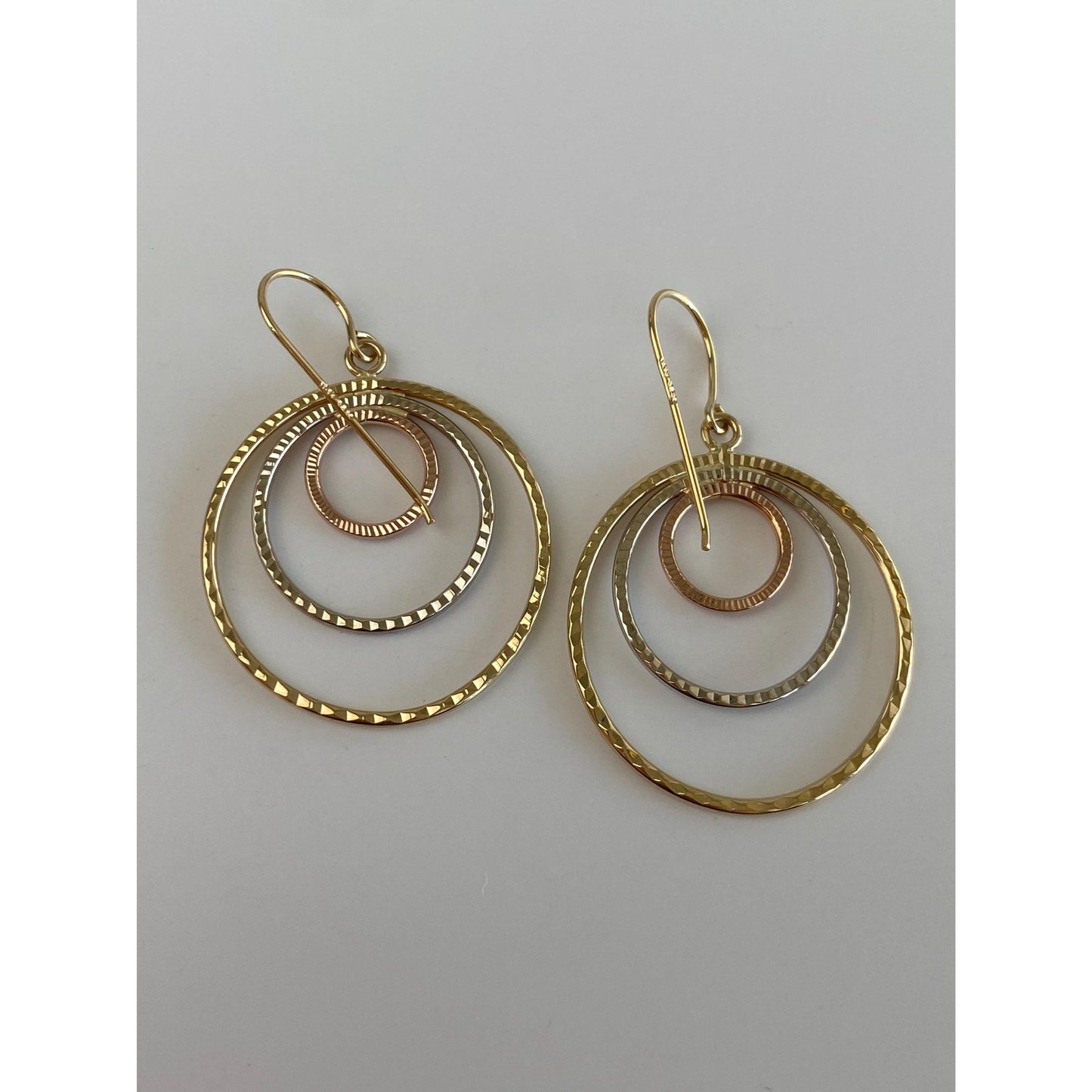 Vintage Solid 14k Tri Tone Gold Circle Dangle Earrings