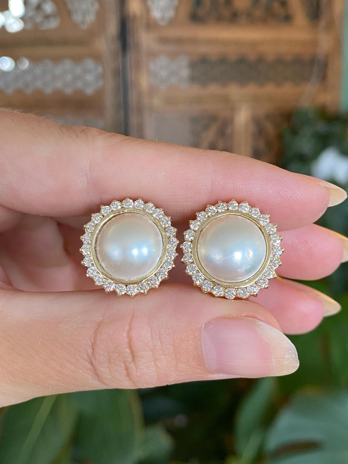 Vintage Solid 14k Yellow Gold Diamond Halo Mabe Pearl Drop Earrings