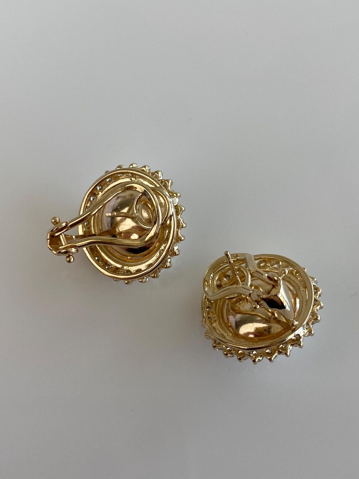 Vintage Solid 14k Yellow Gold Diamond Halo Mabe Pearl Drop Earrings