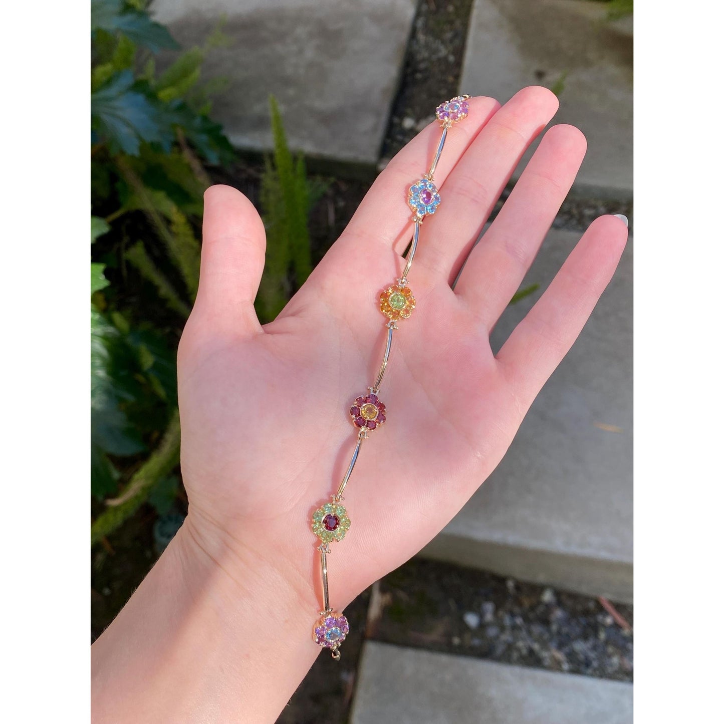Vintage Solid 14k Yellow Gold Citrine Amethyst Topaz Garnet Peridot Flower Link Bracelet - 8.5 inches