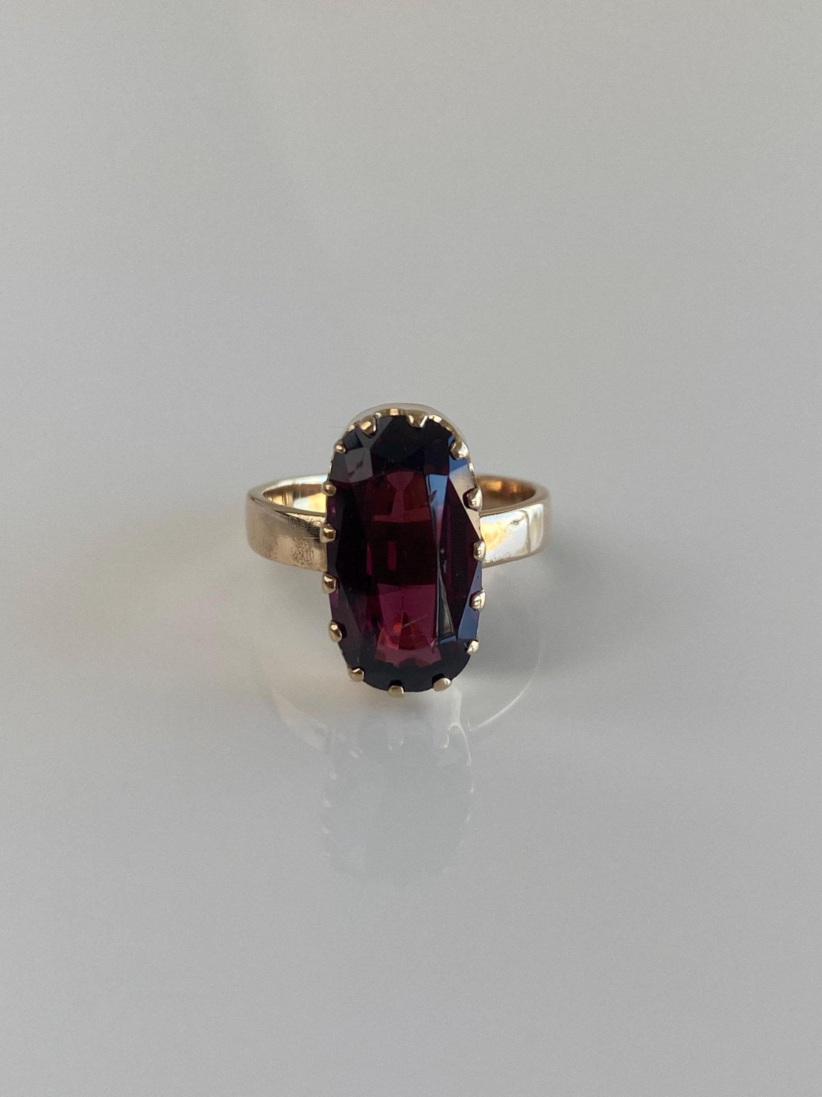 Vintage Solid 10k Yellow Gold Pink Tourmaline Ring - Size 4.5