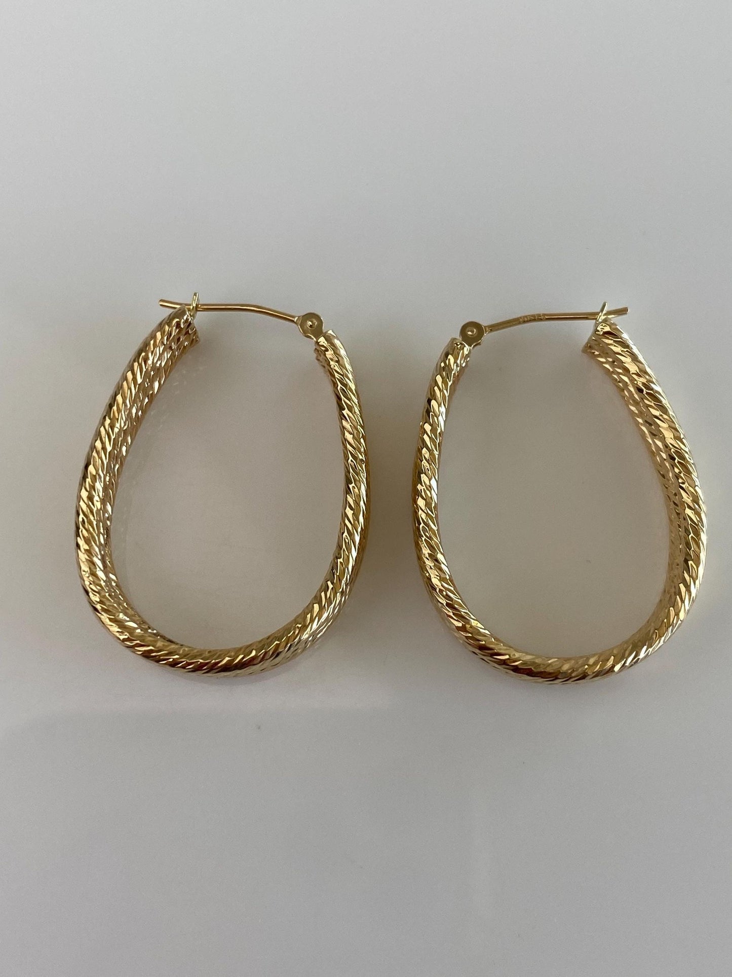 Vintage 14k Yellow Gold Triple Textured Wire Hoop Earrings