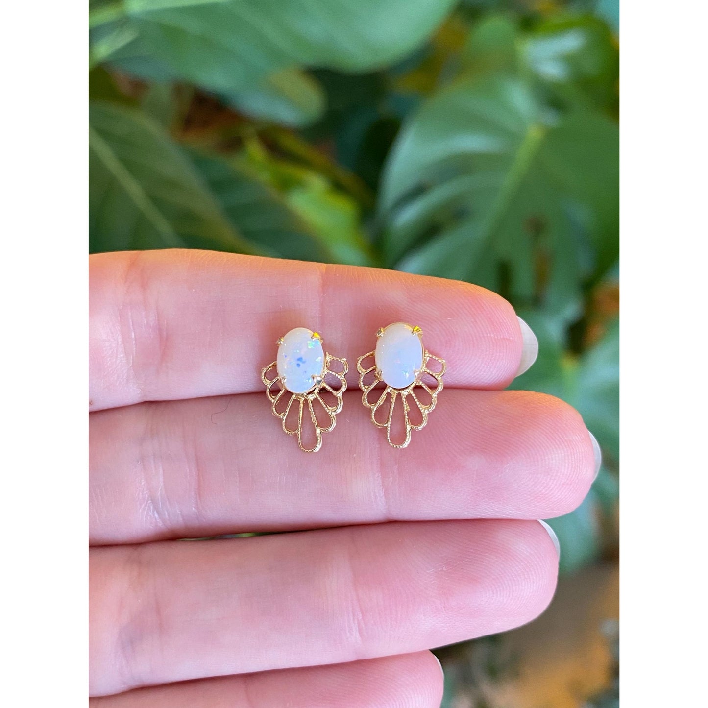 Vintage Solid 14k Yellow Gold Opal Scalloped Stud Earrings