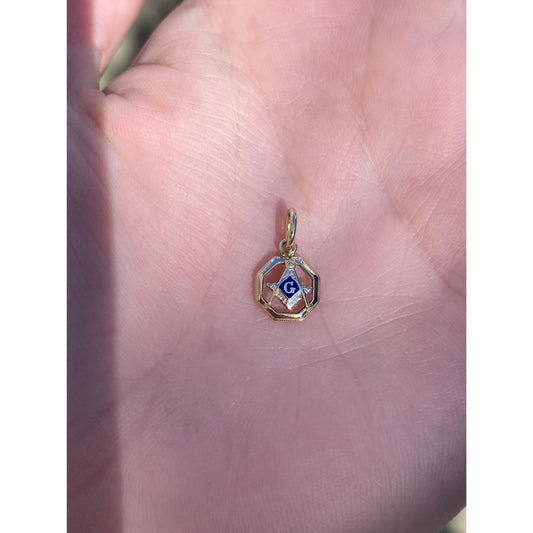 Vintage Solid 14k Yellow Gold Tiny Enamel Freemason Charm