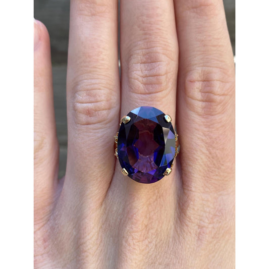 Vintage Solid 14k Yellow Gold Color Changing Sapphire Ring - Size 6.25