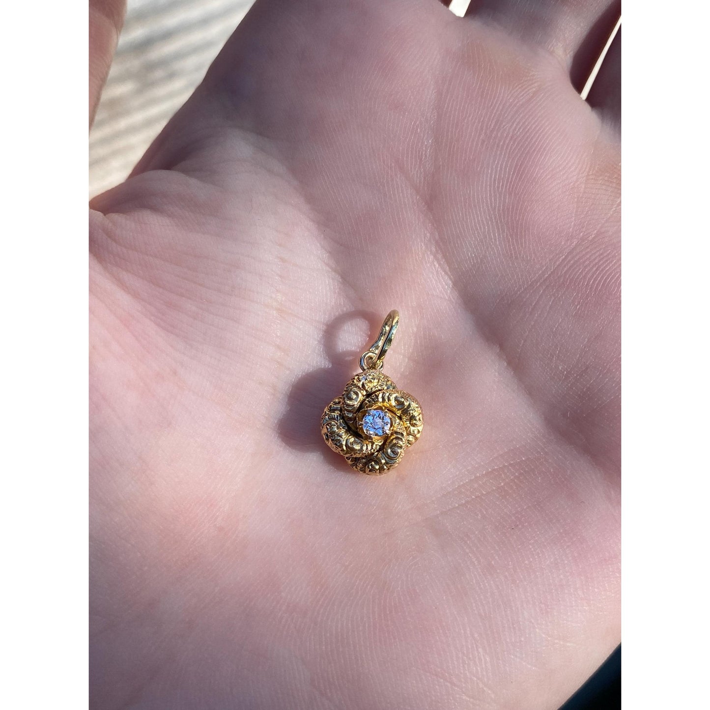 Vintage 18k Yellow Gold Diamond Knot Charm