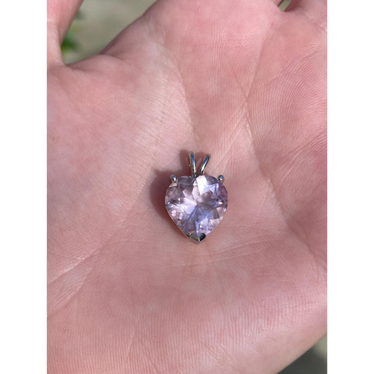 Vintage Solid 14k White Gold Light Purple Amethyst Heart Charm