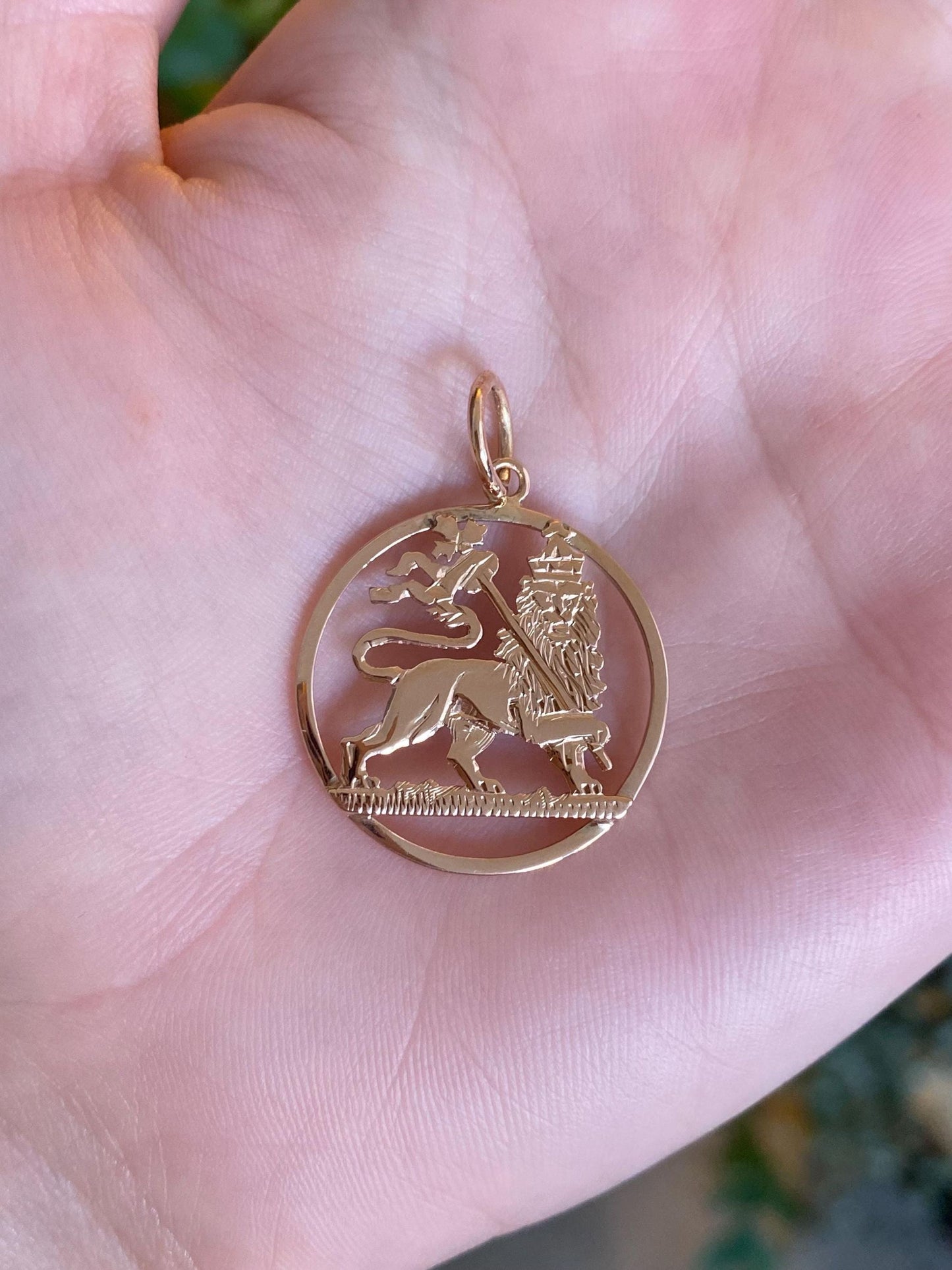 Vintage Solid 18k Rose Gold Lion Charm