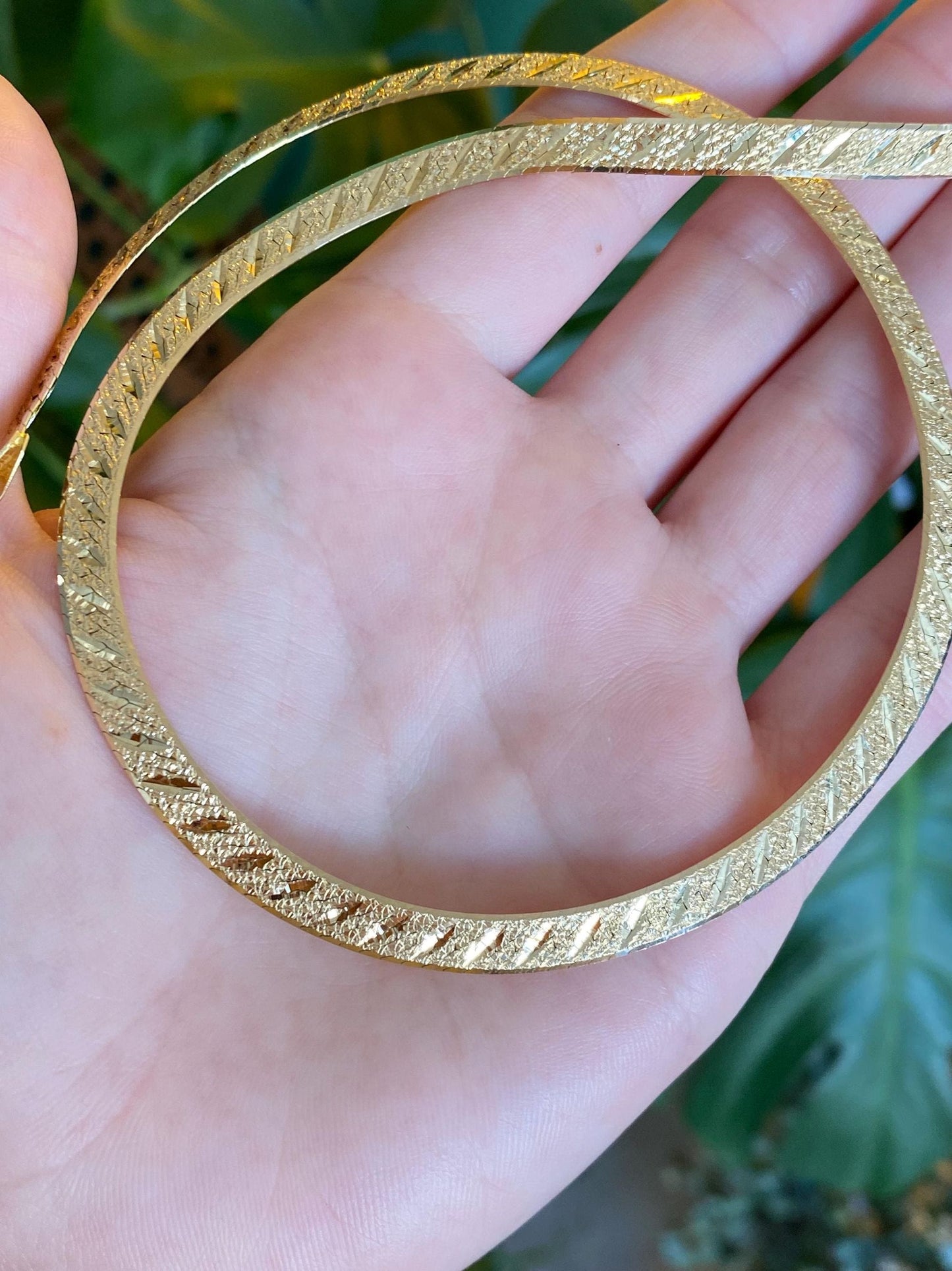 Vintage Solid 14k Yellow Gold Chunky Designed Herringbone Chain Necklace - 16 inches