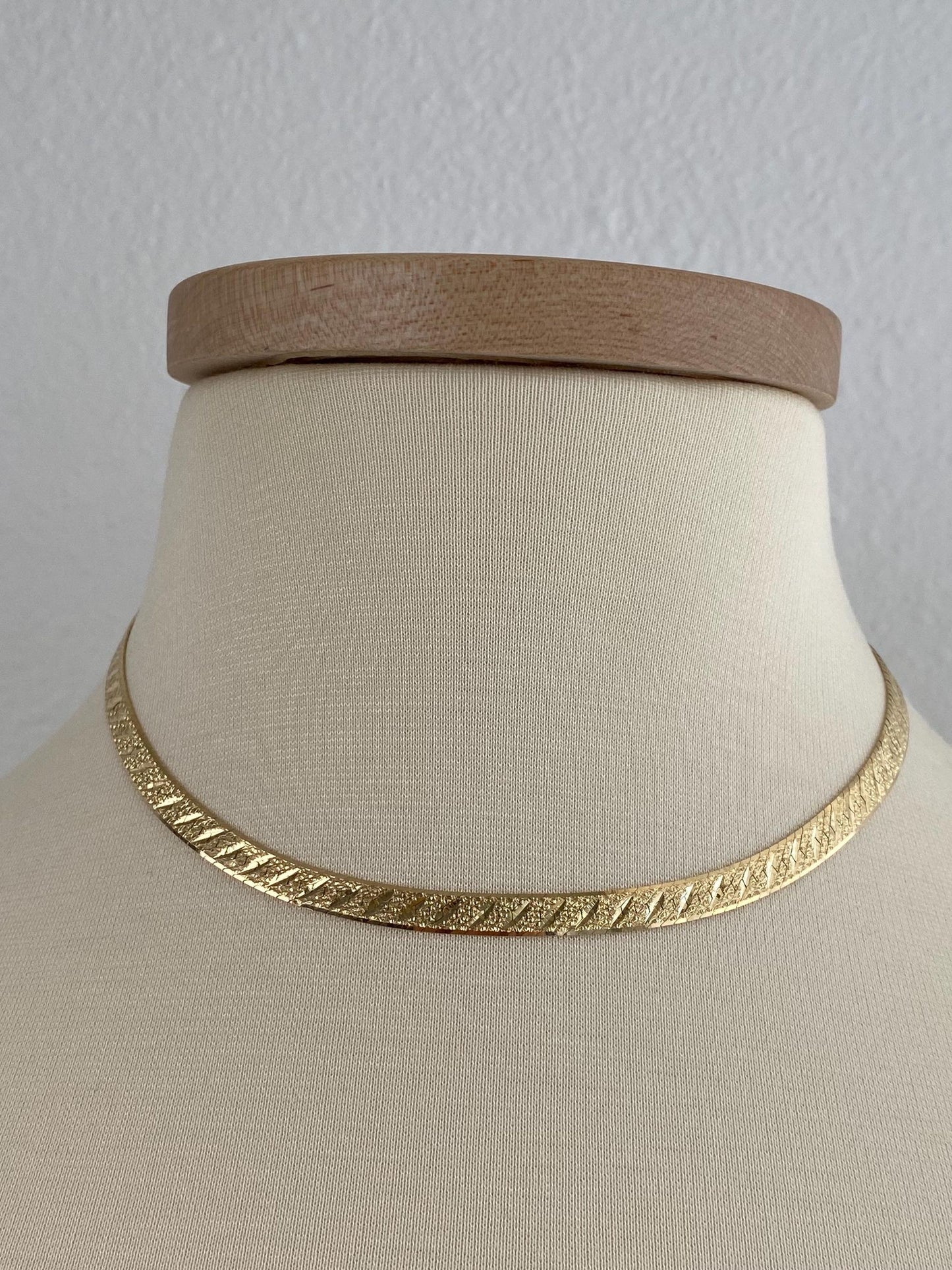 Vintage Solid 14k Yellow Gold Chunky Designed Herringbone Chain Necklace - 16 inches
