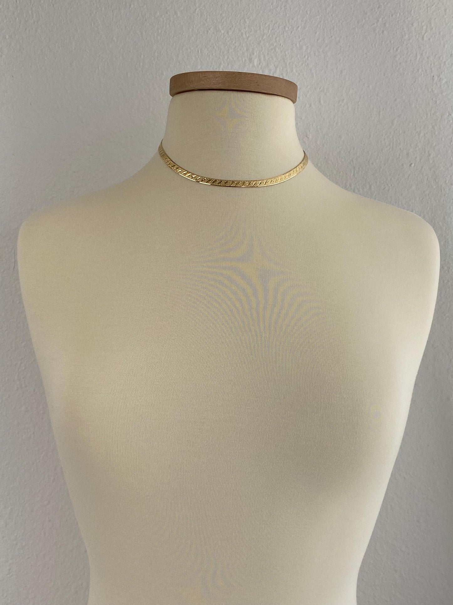 Vintage Solid 14k Yellow Gold Chunky Designed Herringbone Chain Necklace - 16 inches