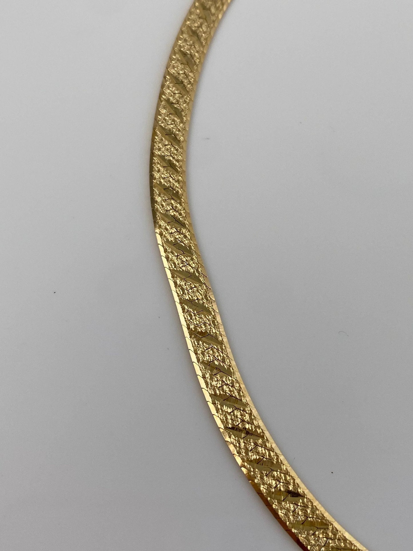 Vintage Solid 14k Yellow Gold Chunky Designed Herringbone Chain Necklace - 16 inches