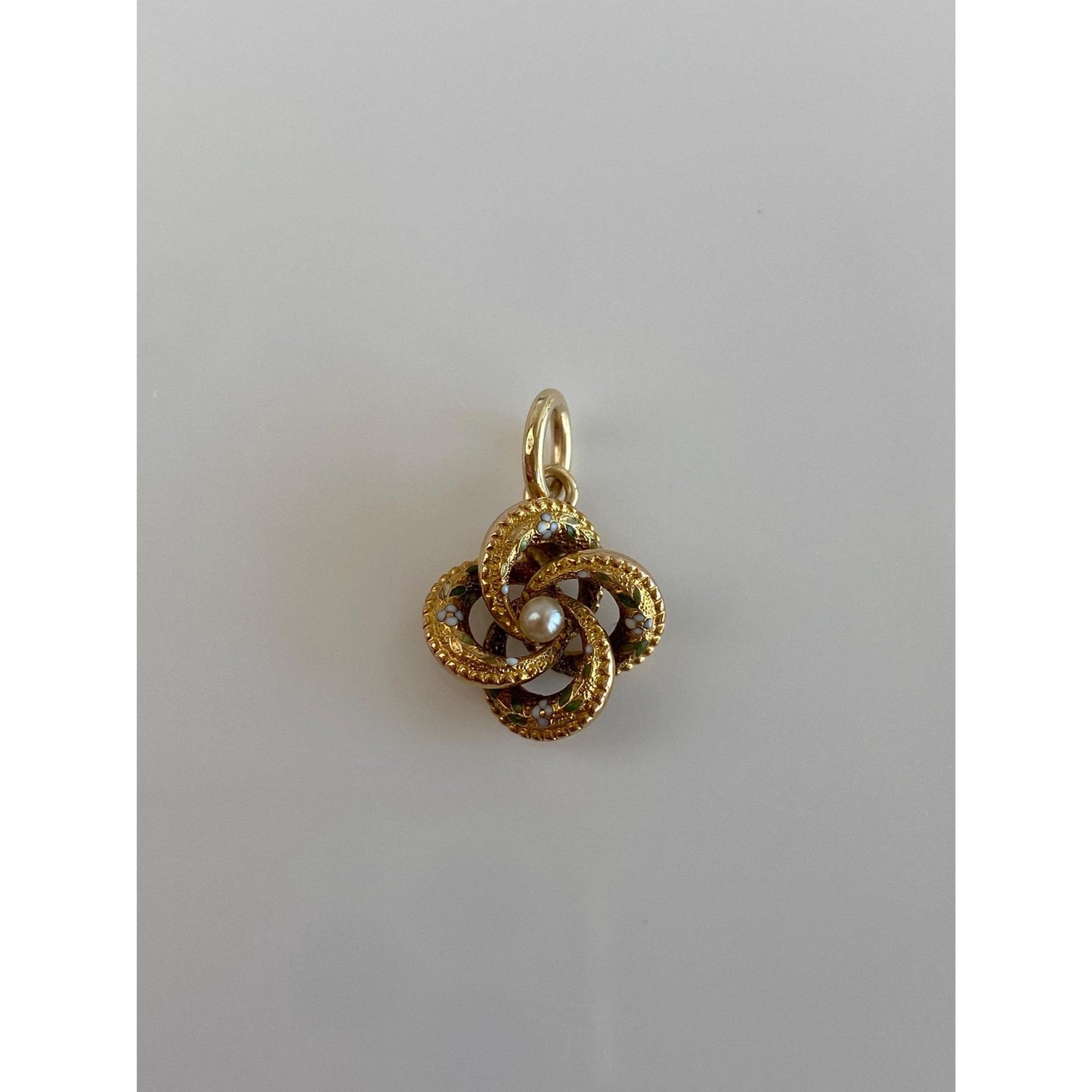 Vintage 18k Yellow Gold Enamel Seed Pearl Knot Charm