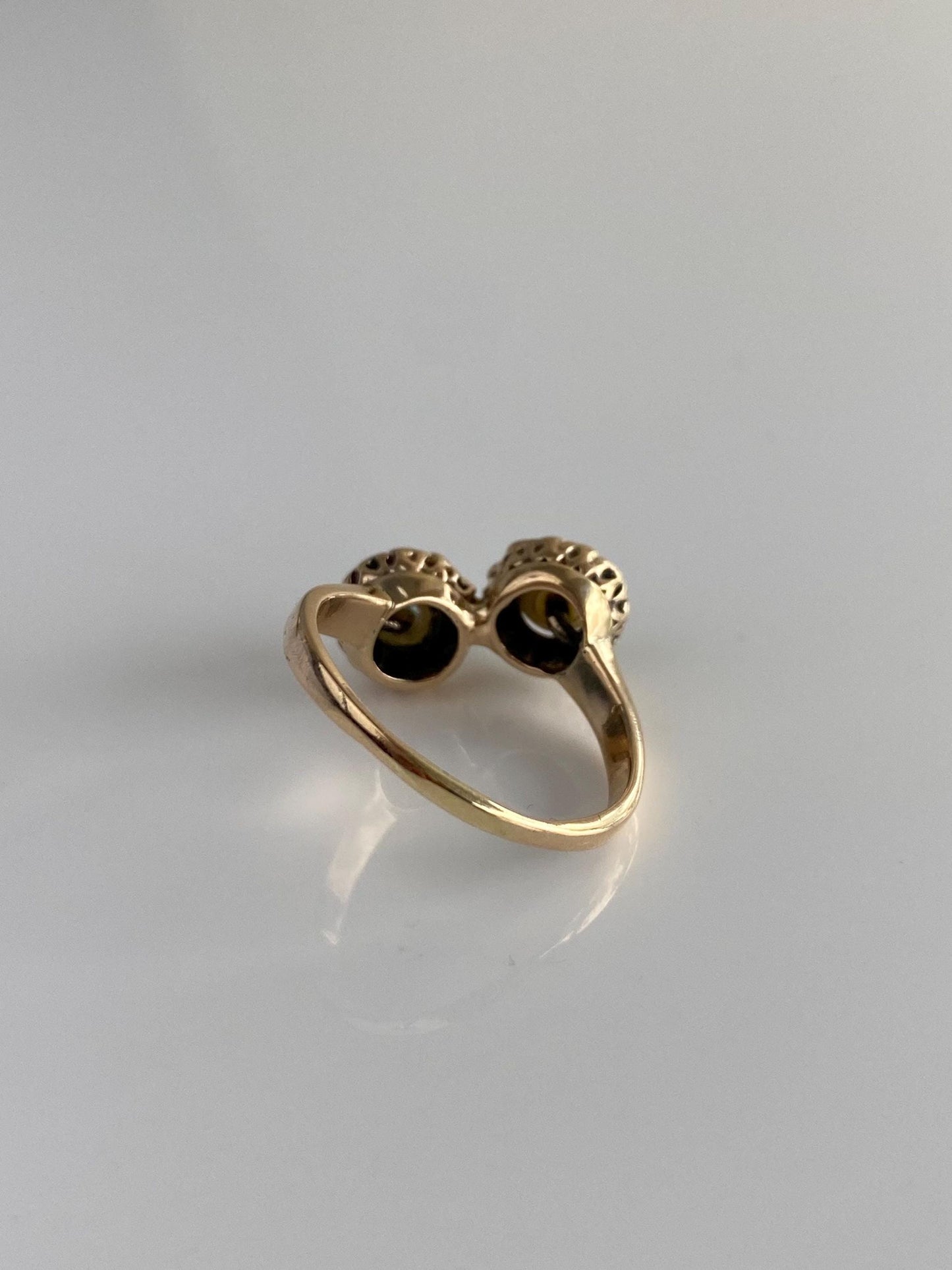 Vintage Solid 14k Yellow Gold Double Pearl Ring - Size 8.5