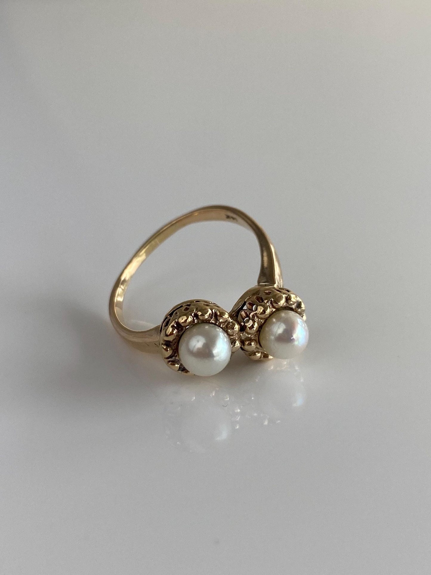 Vintage Solid 14k Yellow Gold Double Pearl Ring - Size 8.5