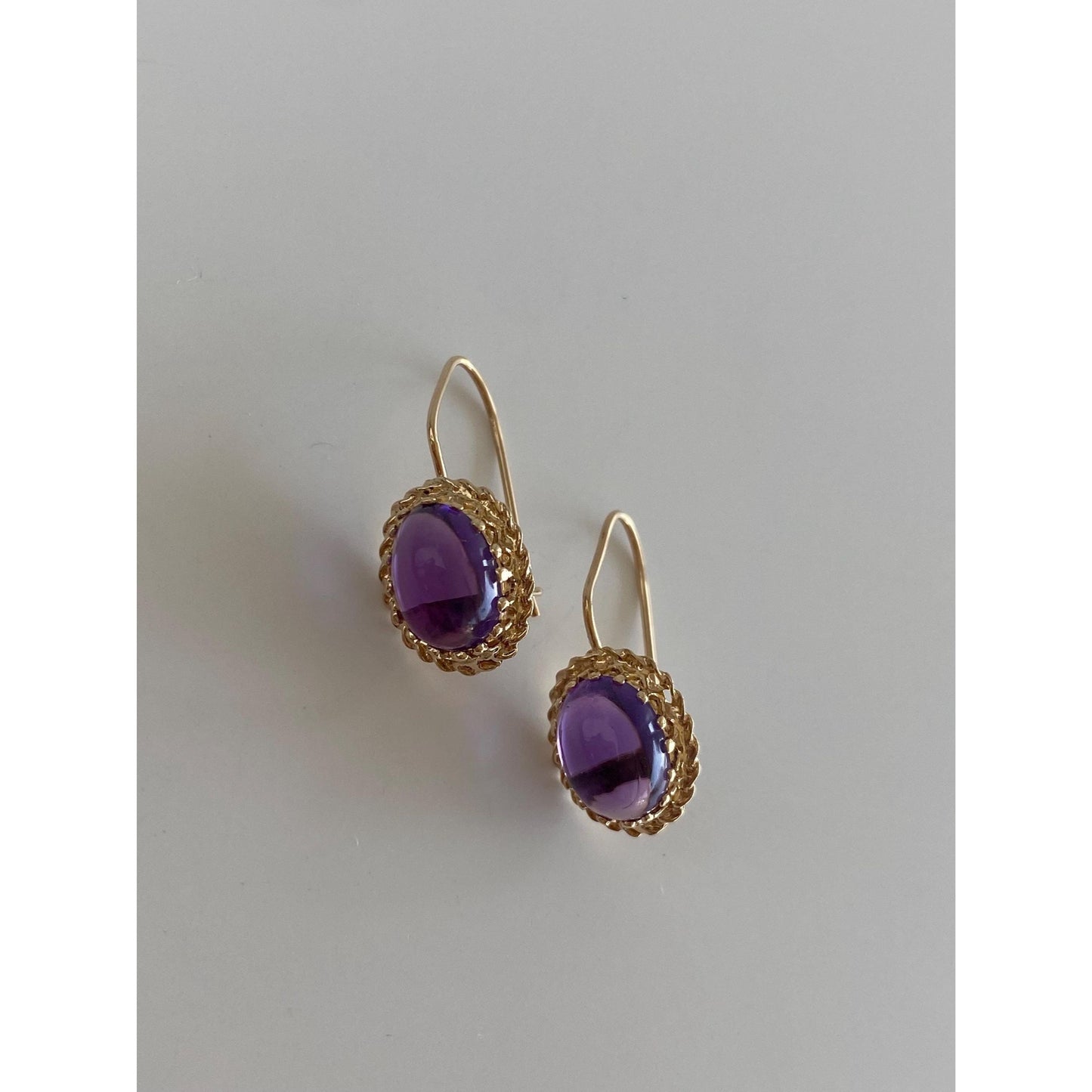 Vintage Solid 14k Yellow Gold Amethyst Dangle Earrings