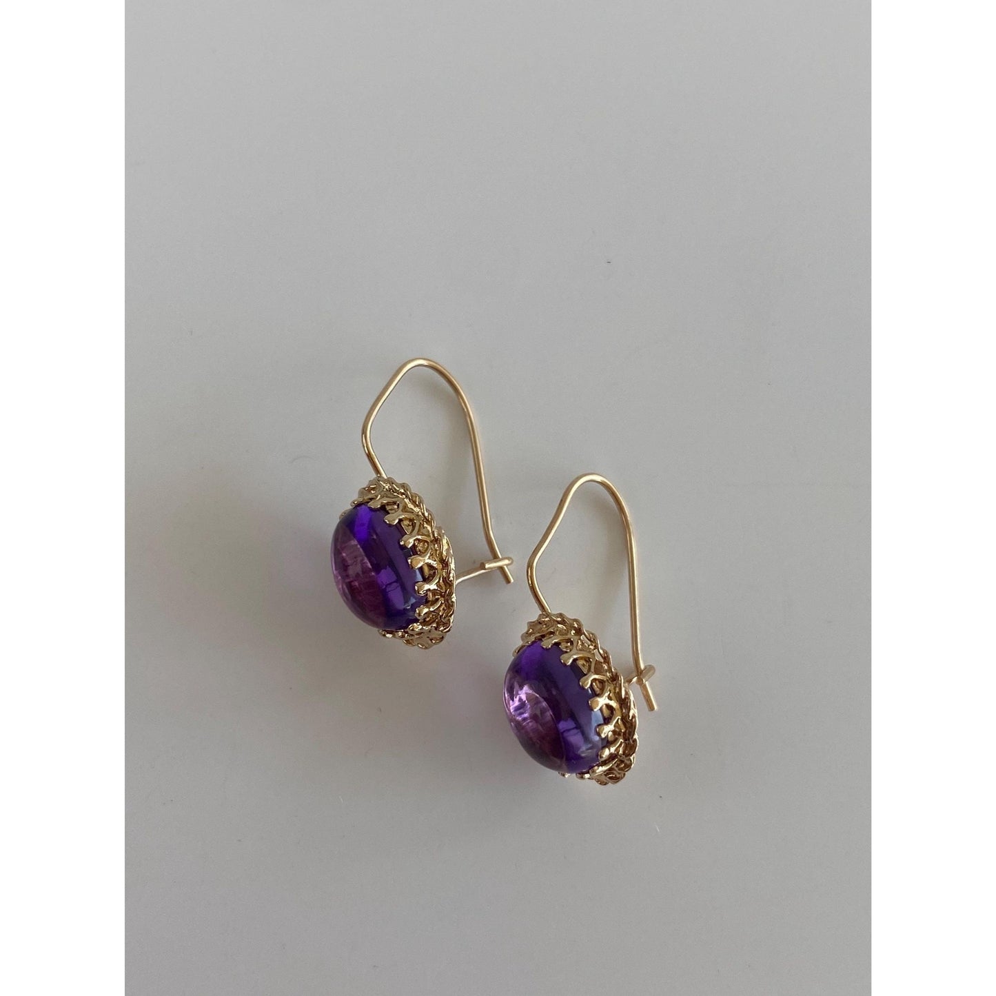Vintage Solid 14k Yellow Gold Amethyst Dangle Earrings