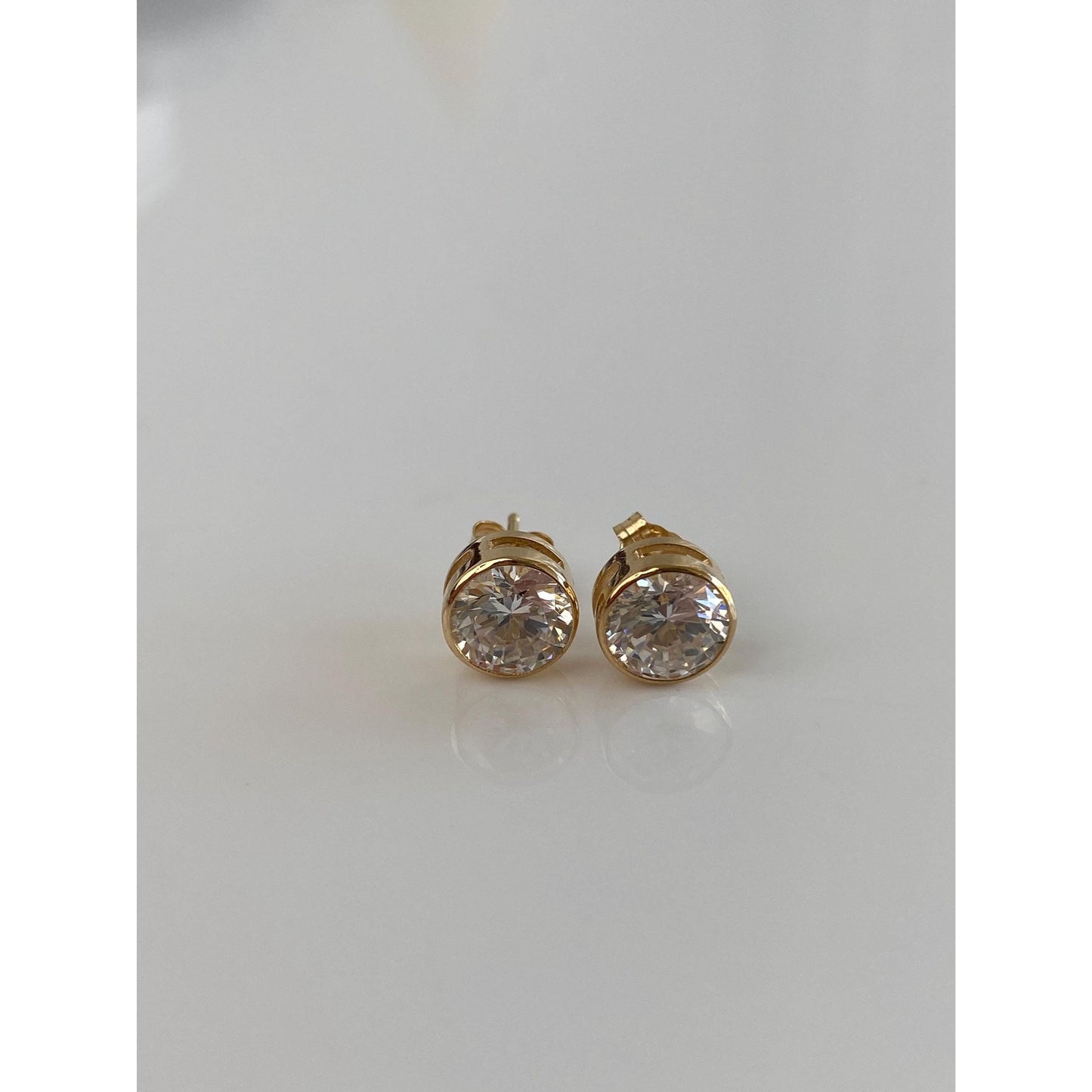 Solid 14k Yellow Gold Cubic Zirconia Stud Earrings