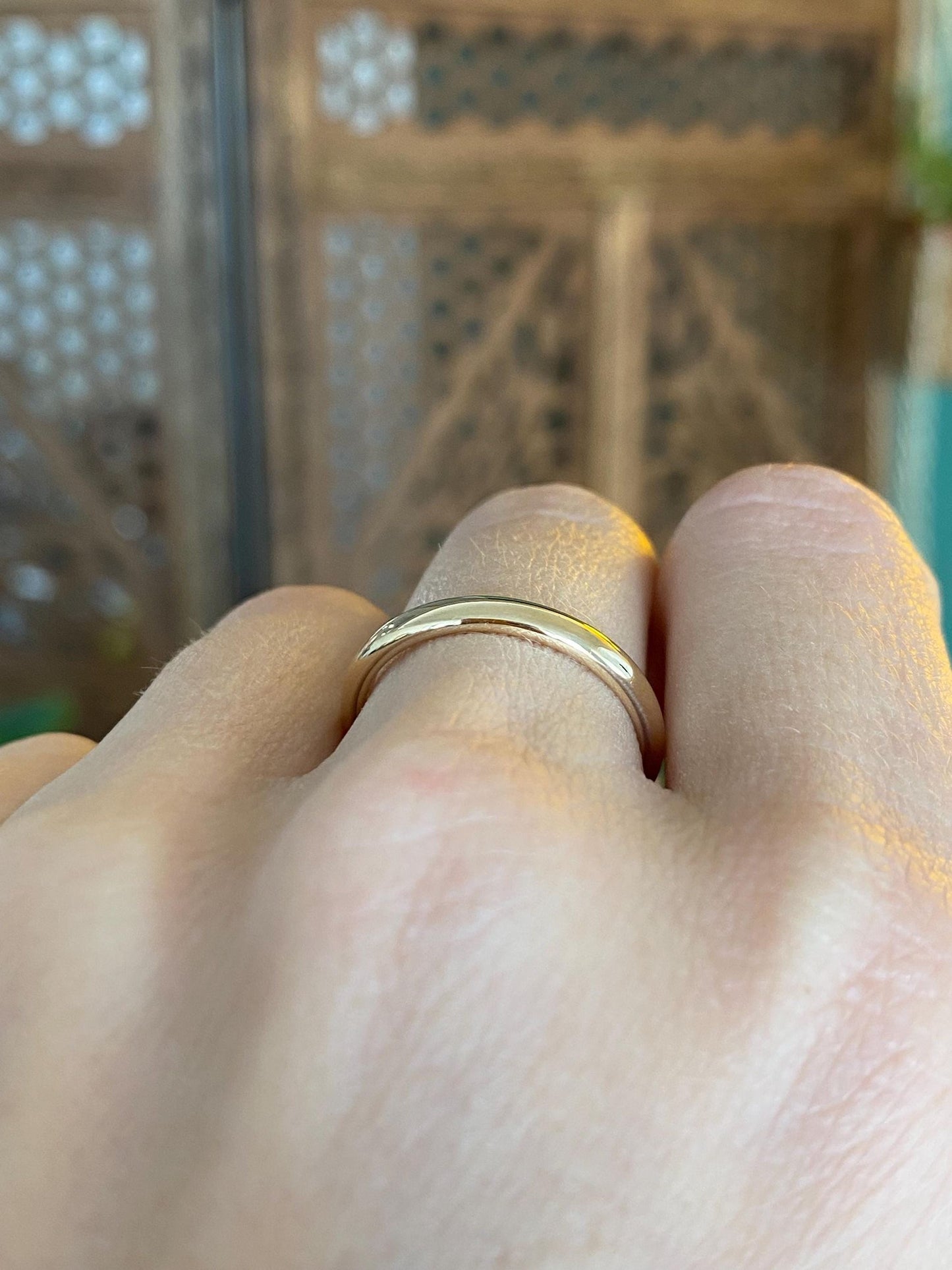 Vintage Solid 14k Yellow Gold Ring Band - Size 7.5