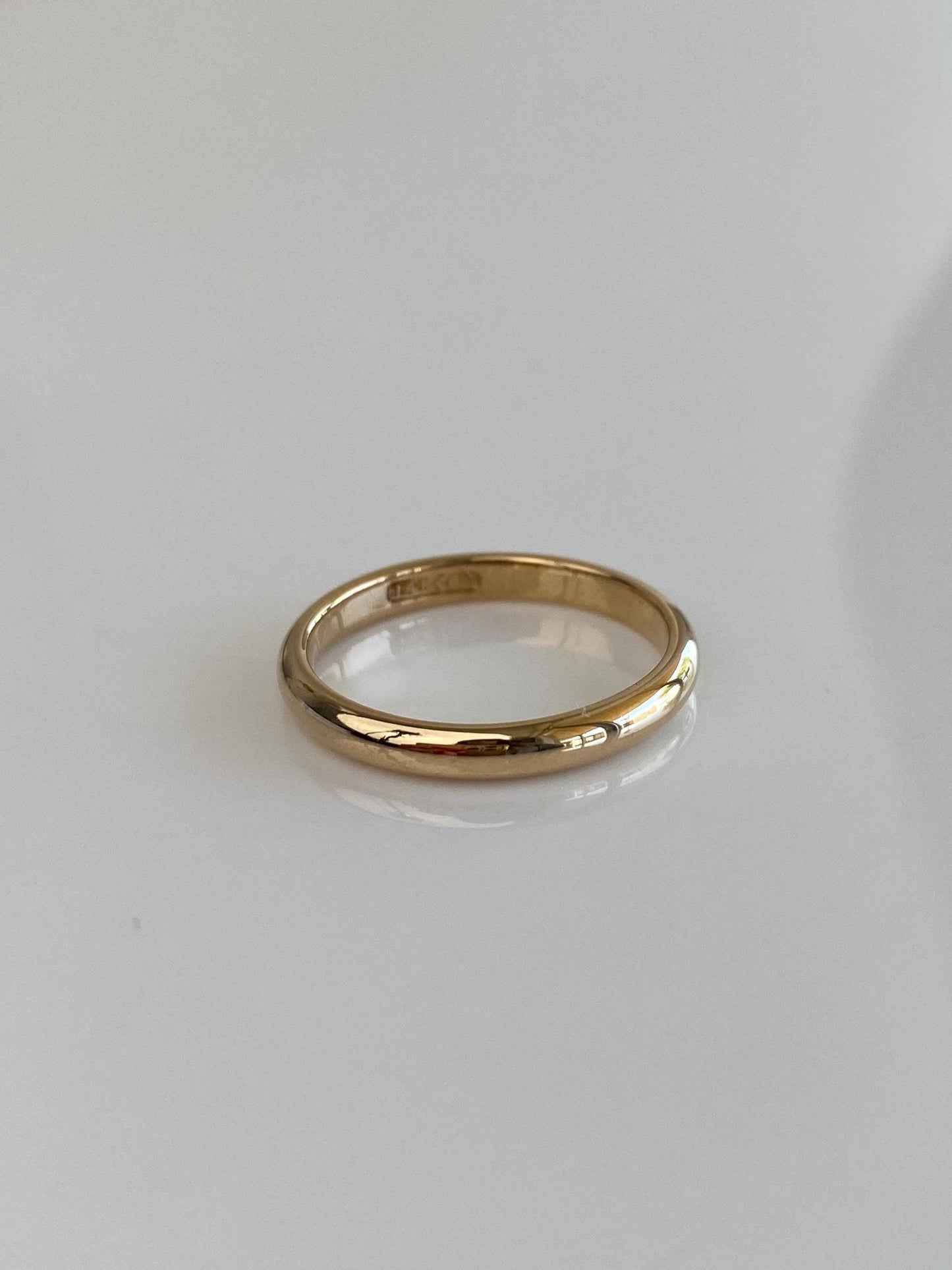 Vintage Solid 14k Yellow Gold Ring Band - Size 7.5