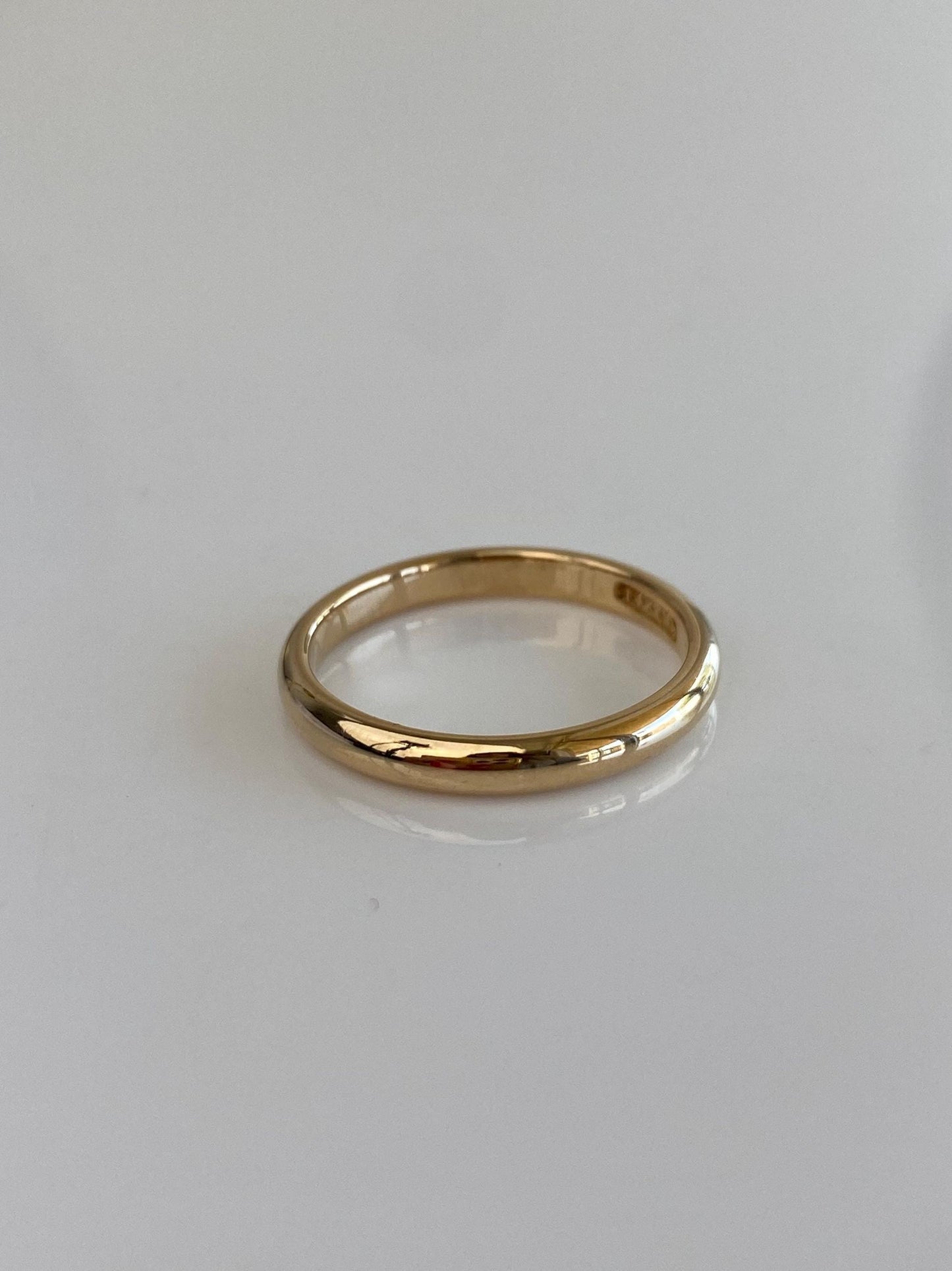 Vintage Solid 14k Yellow Gold Ring Band - Size 7.5