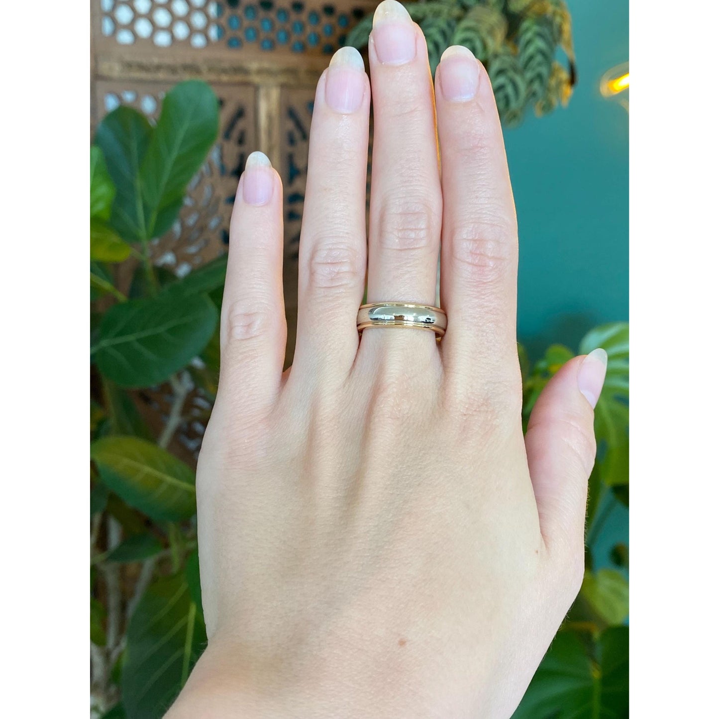 Vintage Solid 14k White & Yellow Gold Lined Ring Band - Size 8.75