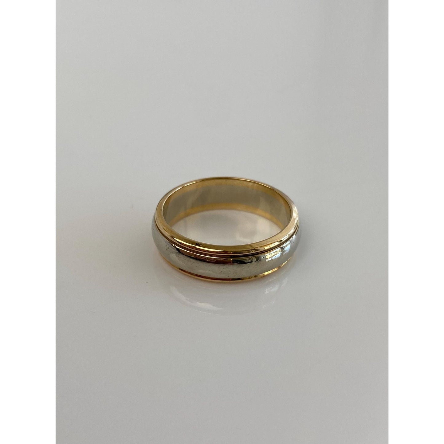 Vintage Solid 14k White & Yellow Gold Lined Ring Band - Size 8.75