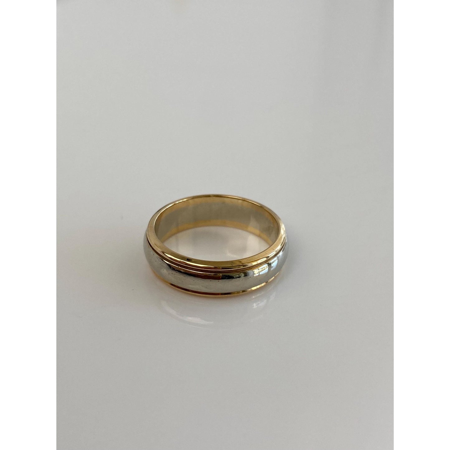 Vintage Solid 14k White & Yellow Gold Lined Ring Band - Size 8.75