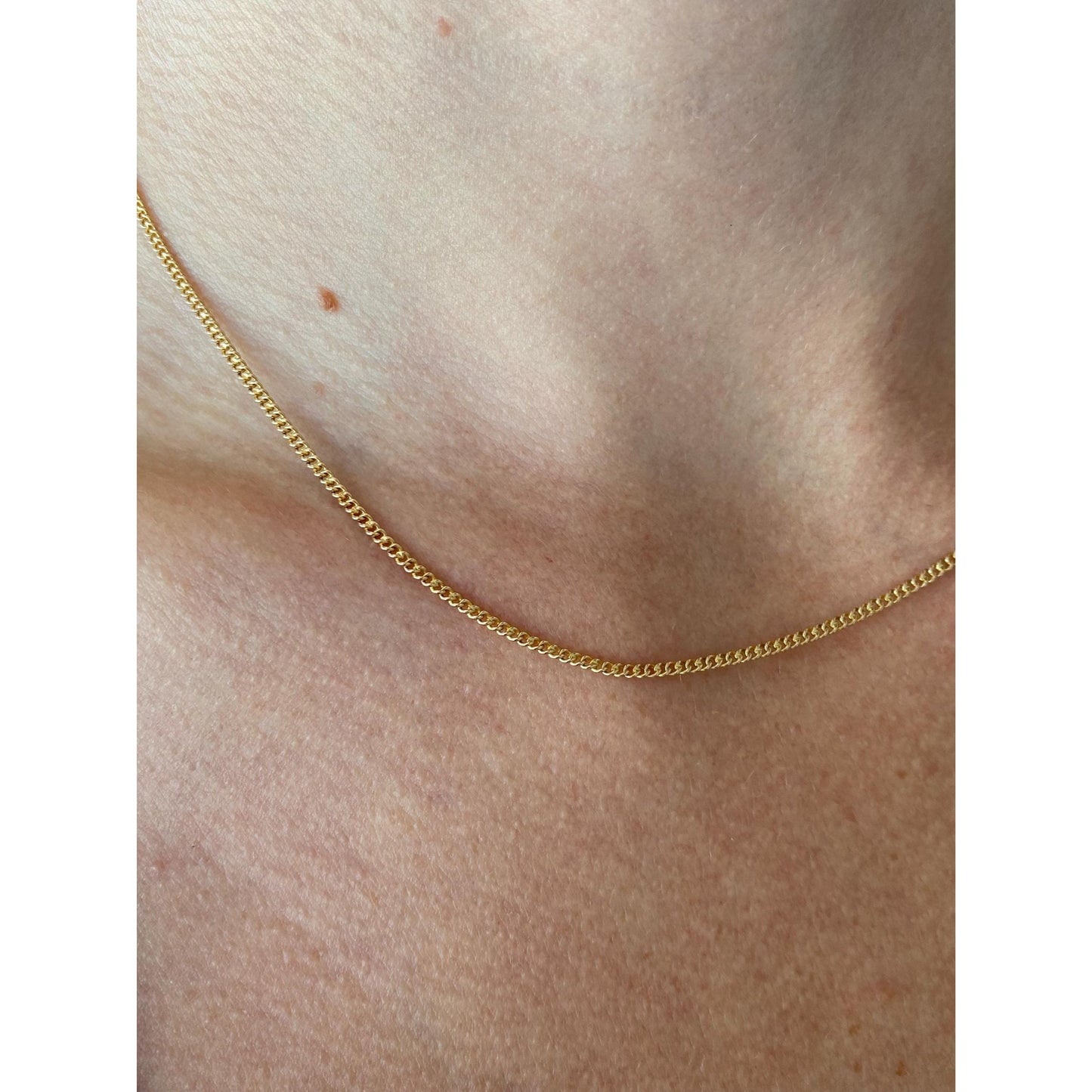 Vintage Solid 10k Yellow Gold Tight Curb Chain Necklace - 16.25 inches