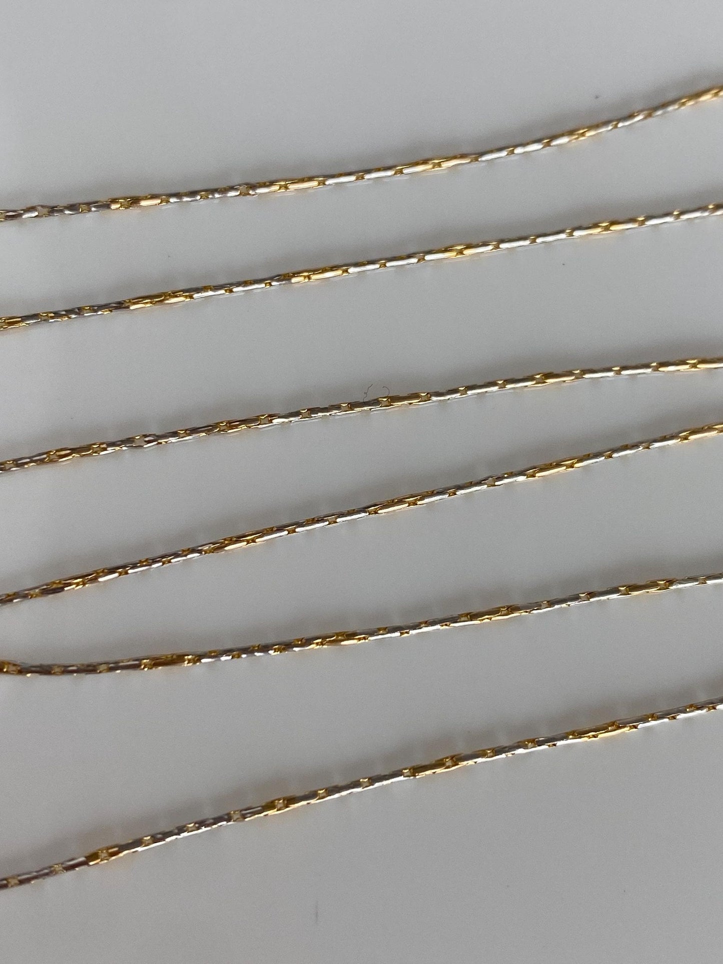 Vintage Solid 10k Tri Tone Gold Rounded Triangle Link Chain - 22.25 inches