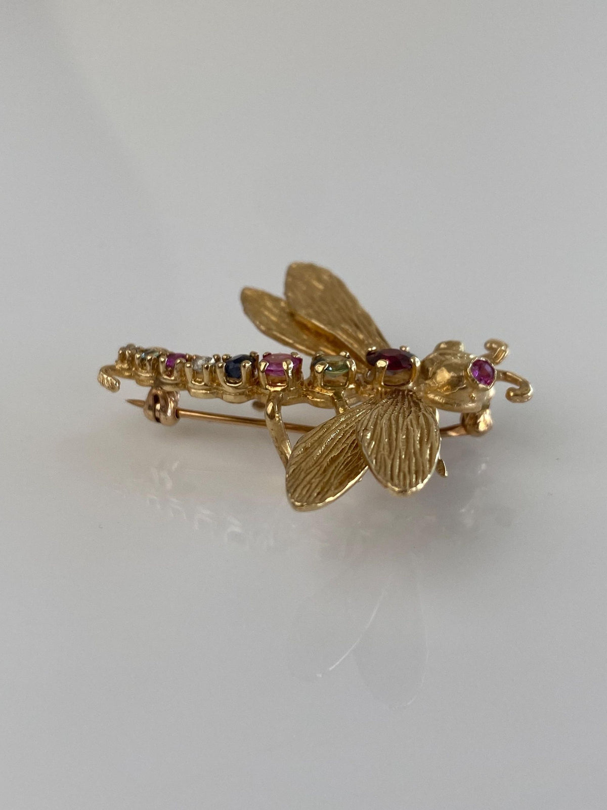 Vintage Solid 14k Yellow Gold Pink Blue & Clear Sapphire Garnet Topaz Diamond Pink and Green Spinel Dragonfly Brooch Pin