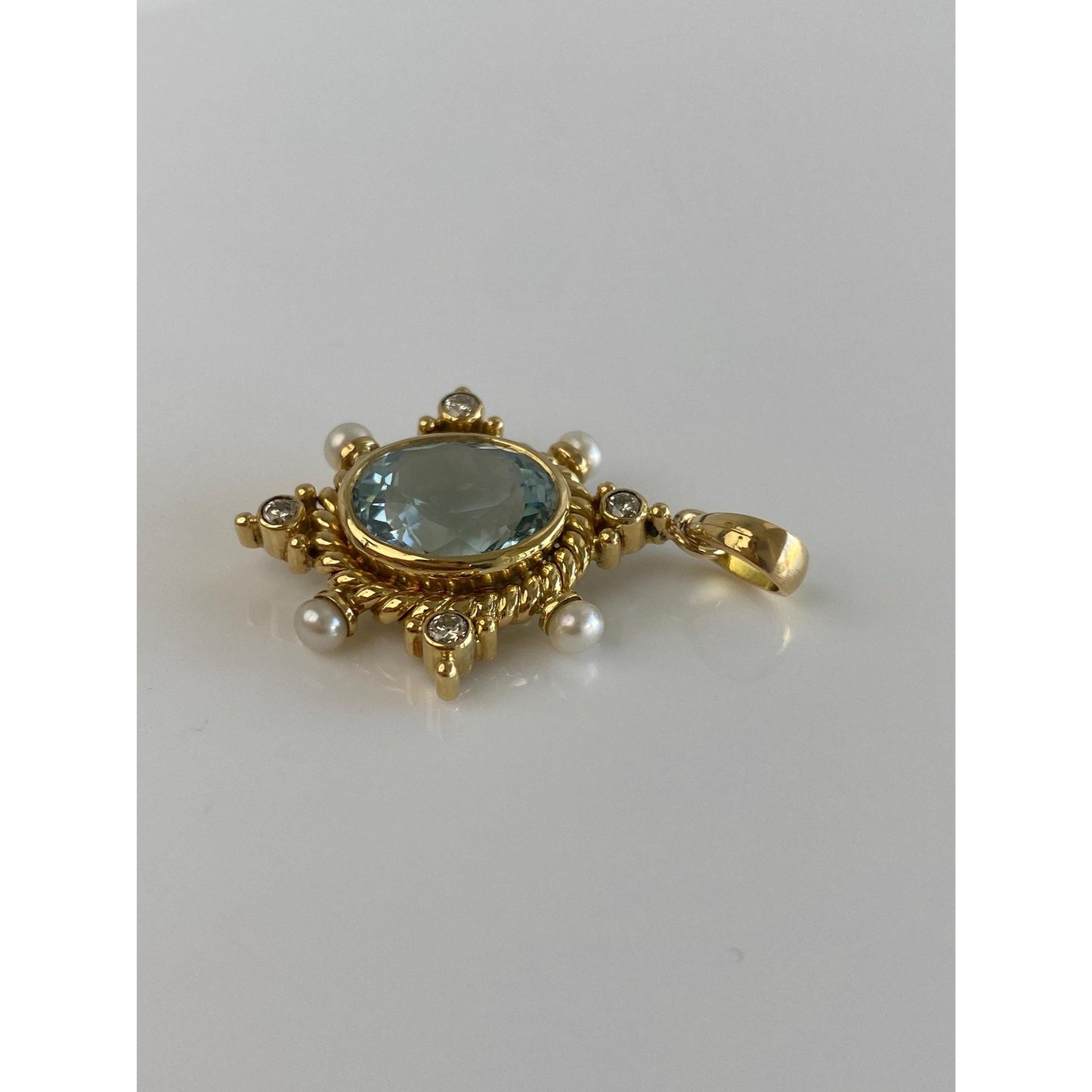 Vintage Solid 18k Yellow Gold Diamond Aquamarine Pearls Charm