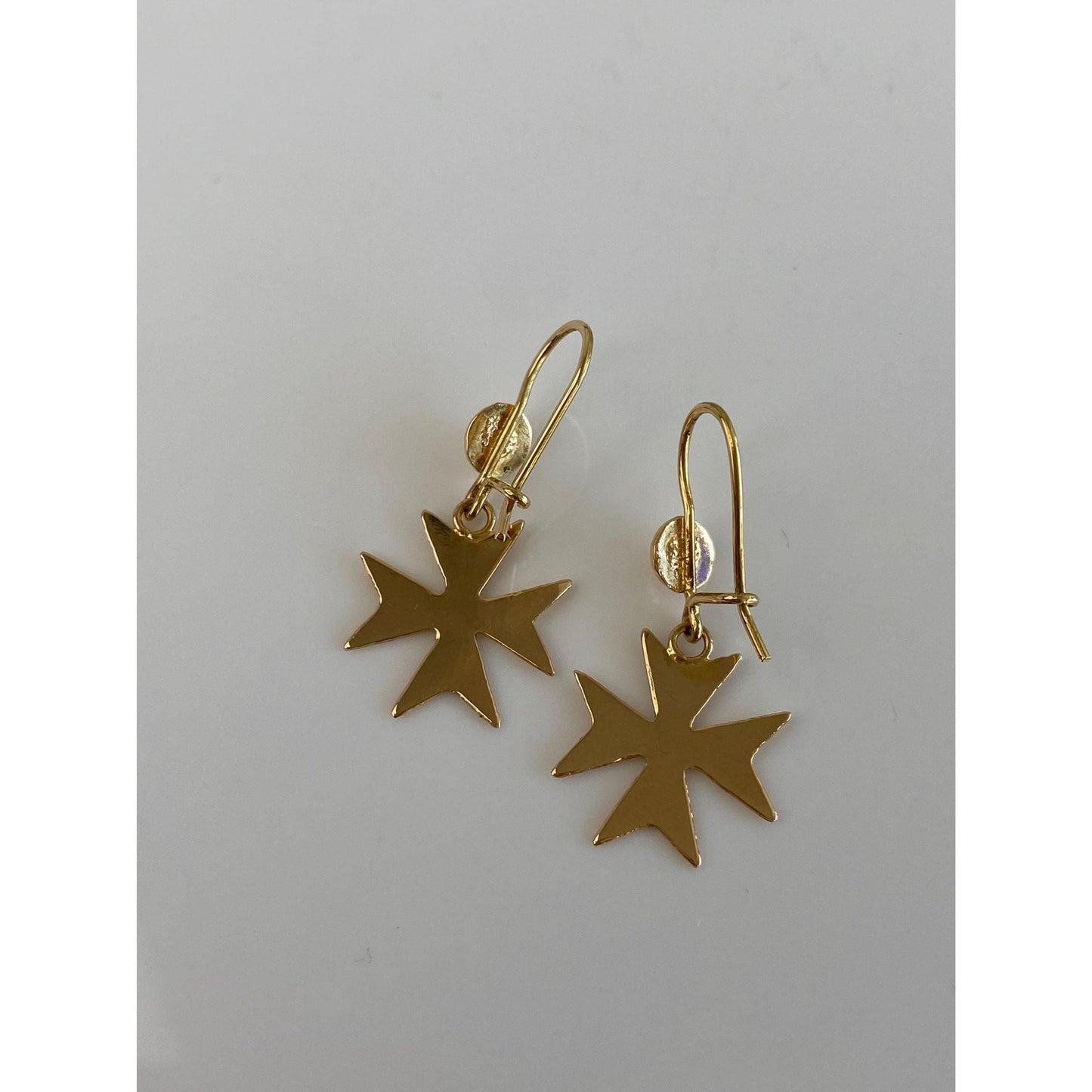 Vintage Solid 18k Yellow Gold Dangle Earrings