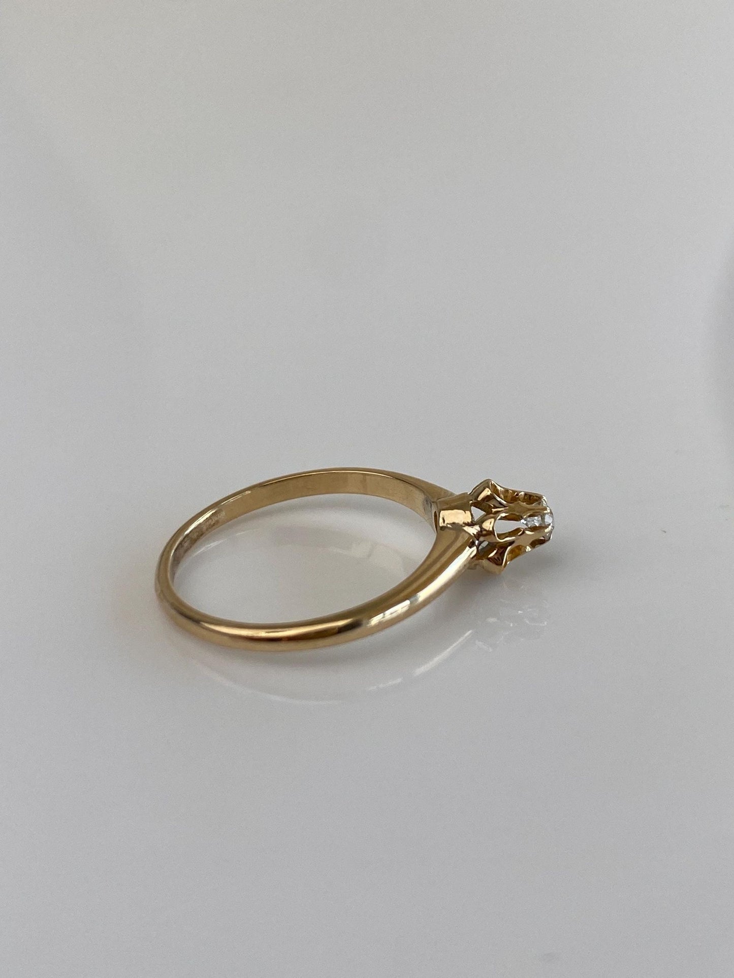 Vintage Solid 14k Yellow Gold Old Mine Cut Diamond Ring - Size 5.25