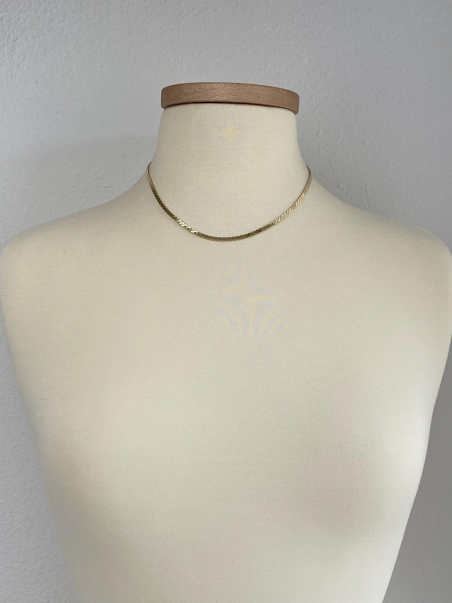 Vintage Solid 14k Yellow Gold Chunky Serpentine Chain Necklace - 17.5 inches