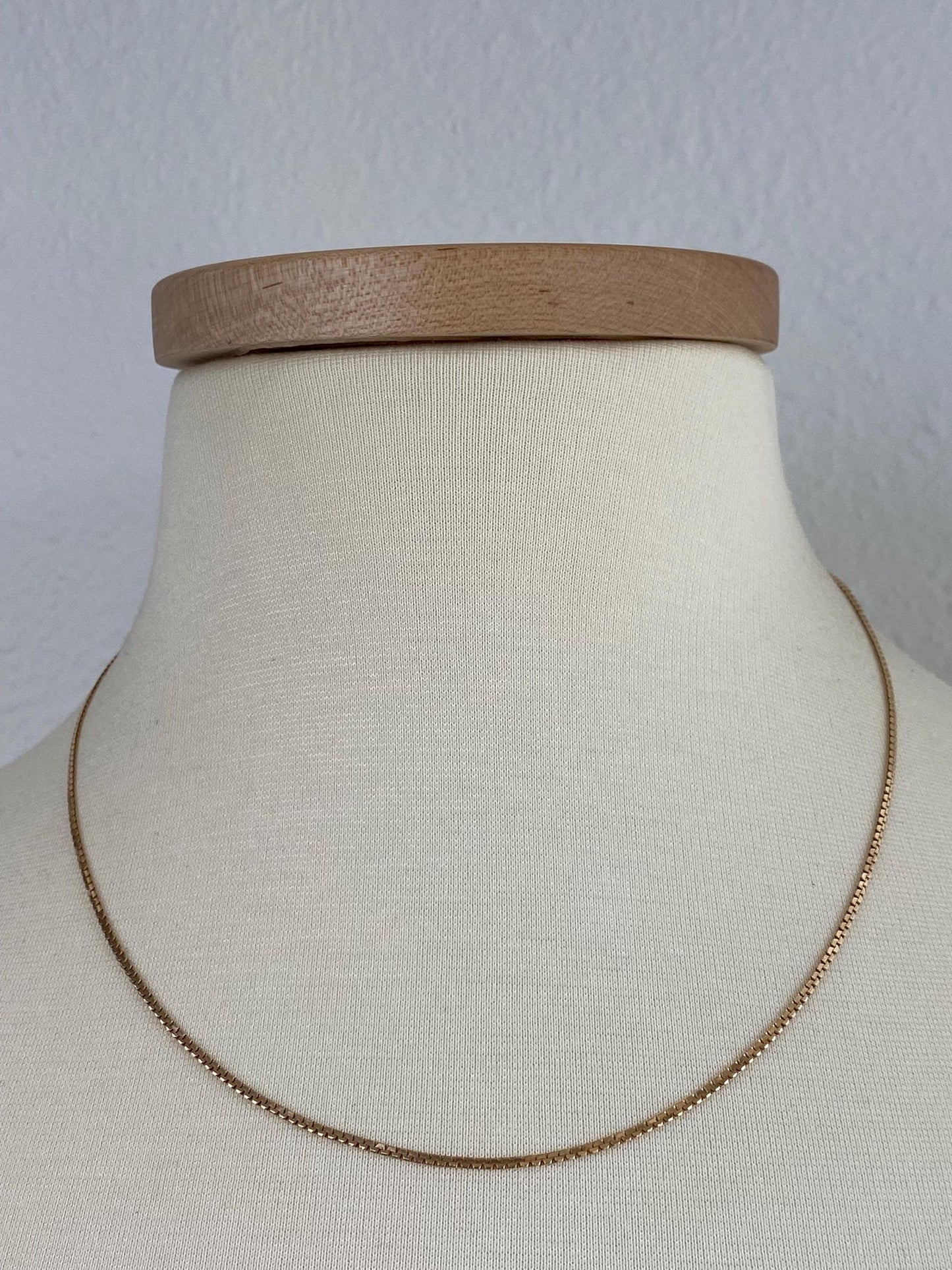 Vintage Solid 14k Yellow Gold Slim C Link Chain Necklace - 19 inches