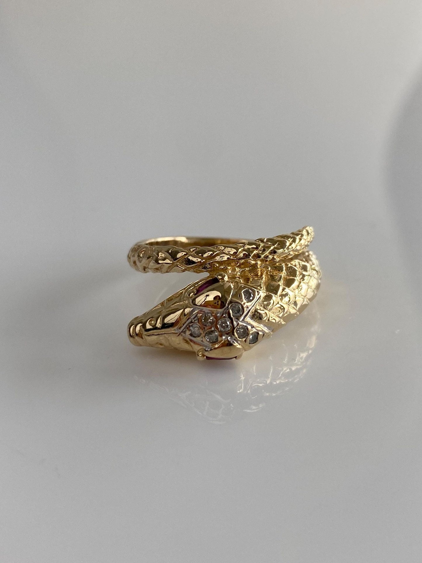 Vintage Solid 14k Yellow Gold Ruby Eyes Diamond Head Snake Wrap Ring - Size 7.5