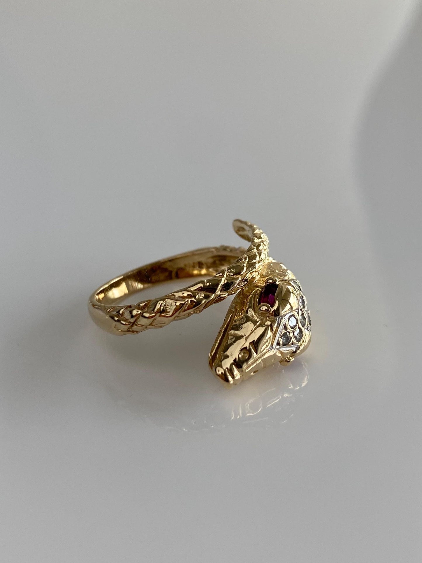 Vintage Solid 14k Yellow Gold Ruby Eyes Diamond Head Snake Wrap Ring - Size 7.5