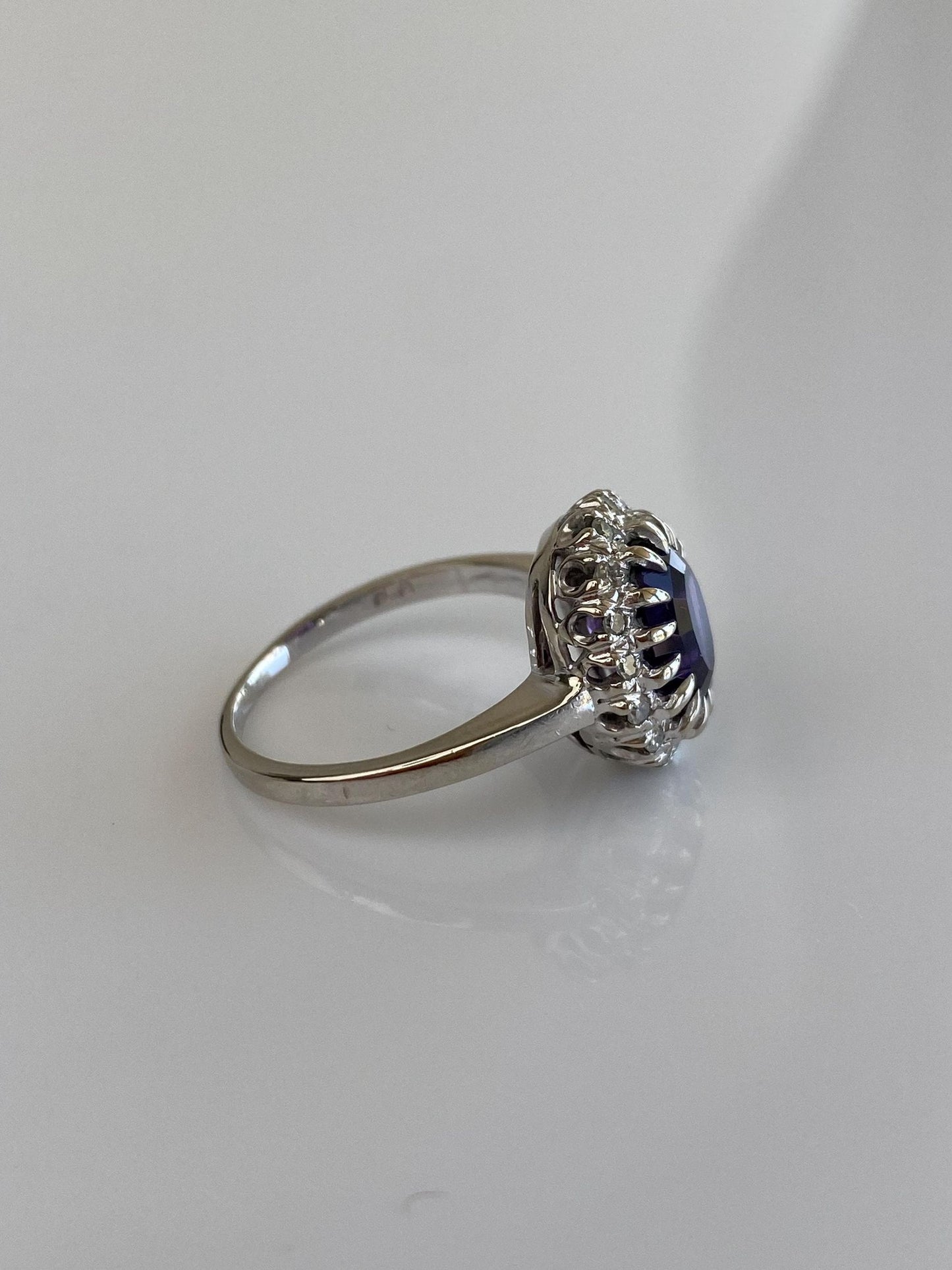 Vintage Solid 14k White Gold Diamond Halo Amethyst Ring - Size 6.75