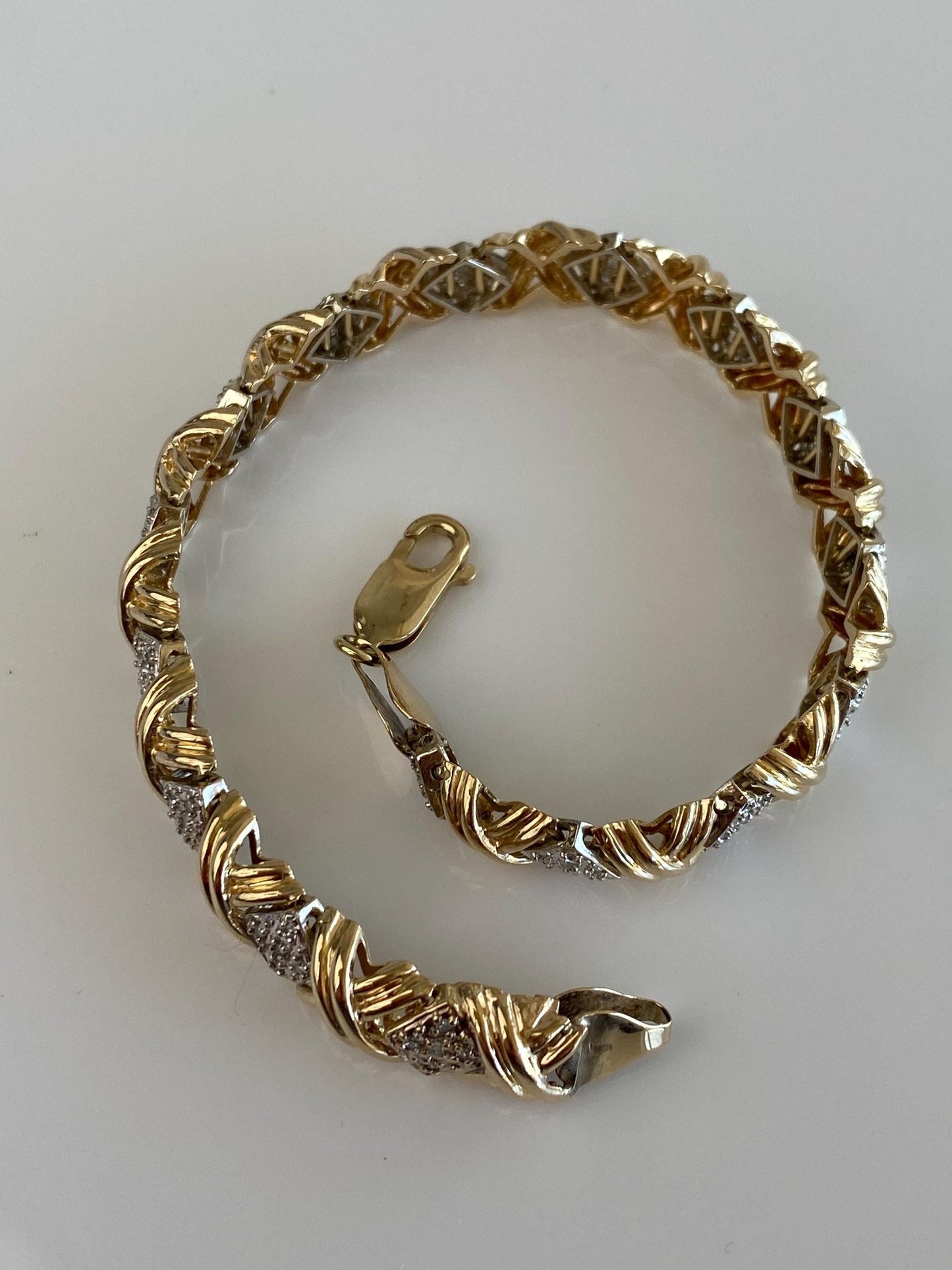 Vintage Solid 14k White & Yellow Gold Diamond X Link Bracelet - 8.25 Inches