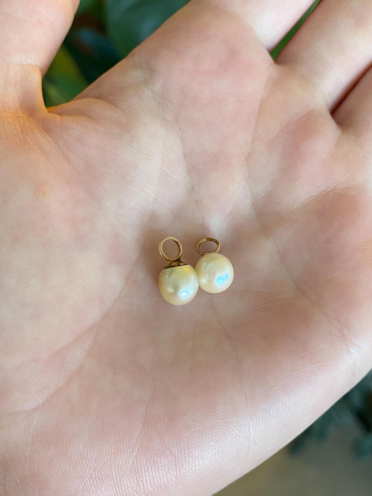 Vintage 14k Yellow Gold Pearl Hoop Charms