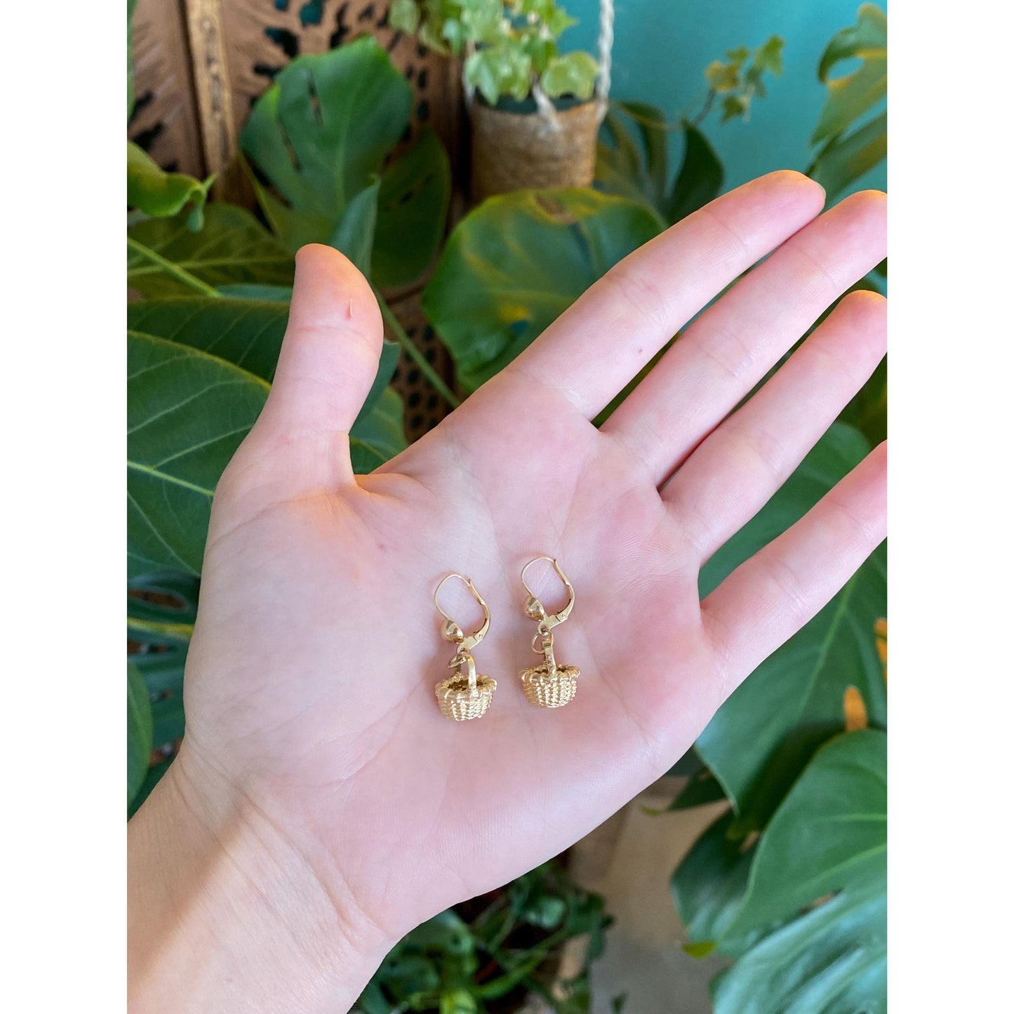 Vintage Solid 14k Yellow Gold Basket Dangle Earrings