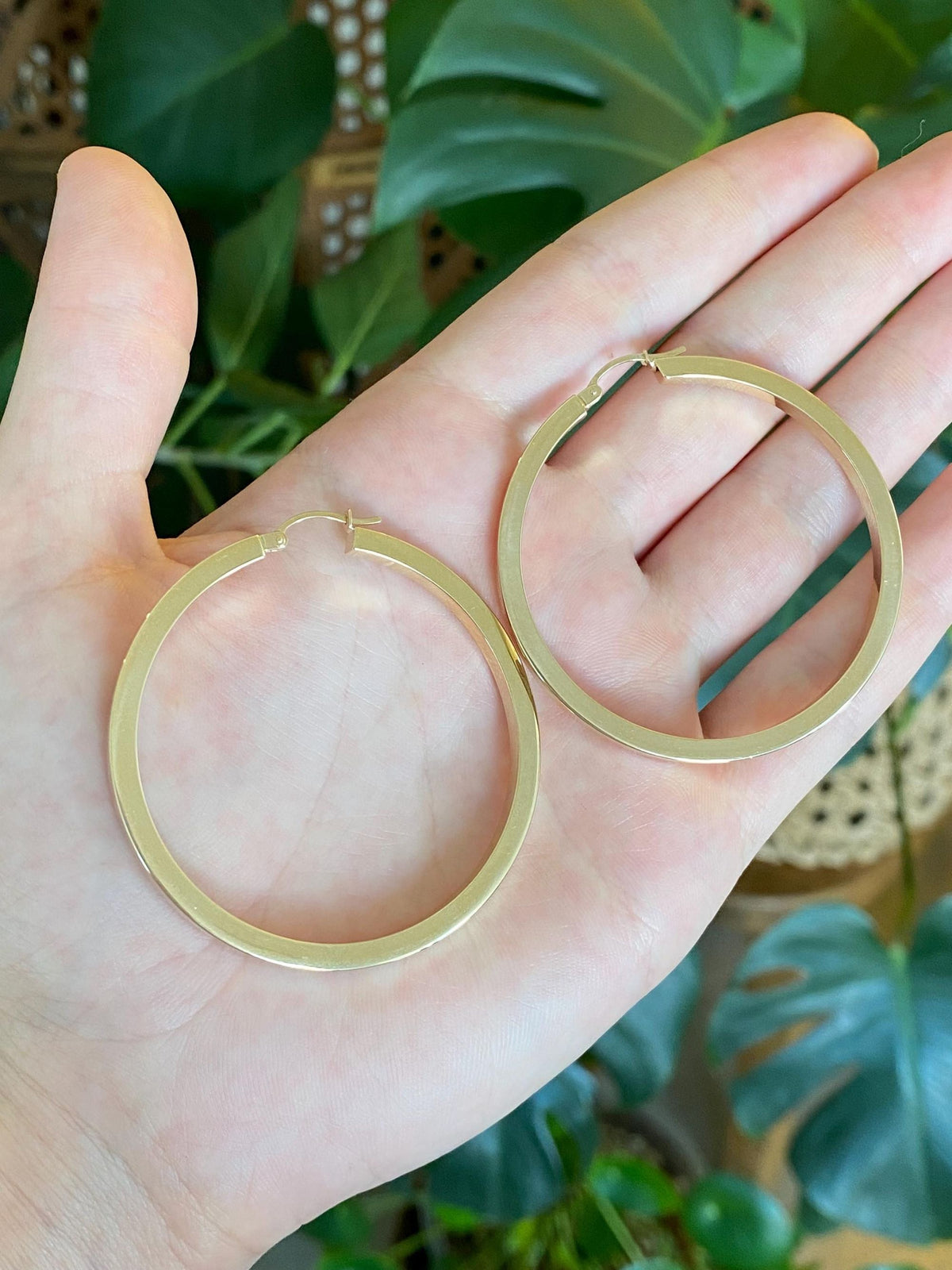 Vintage 14k Yellow Gold Large Straight Edge Hoop Earrings