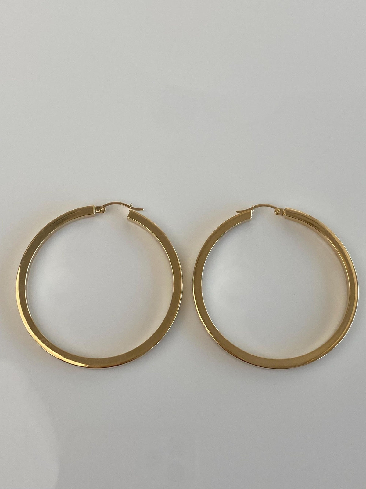 Vintage 14k Yellow Gold Large Straight Edge Hoop Earrings