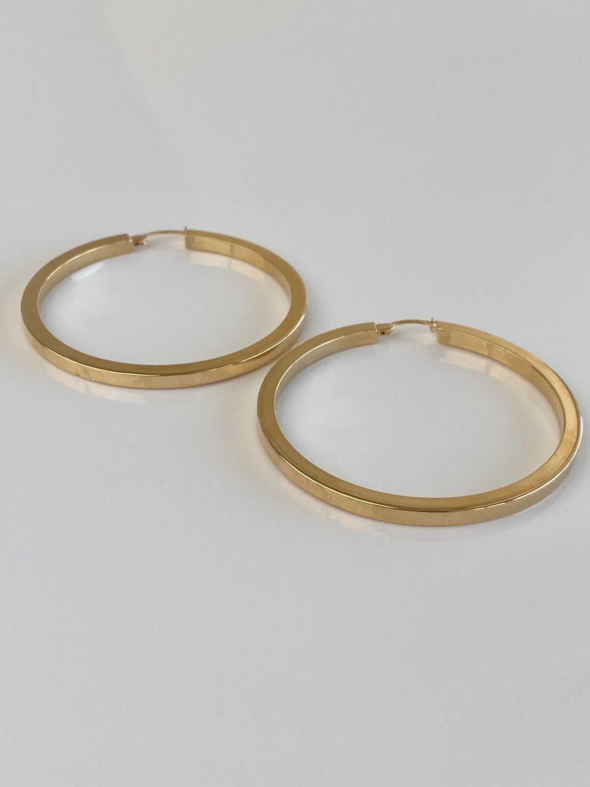 Vintage 14k Yellow Gold Large Straight Edge Hoop Earrings
