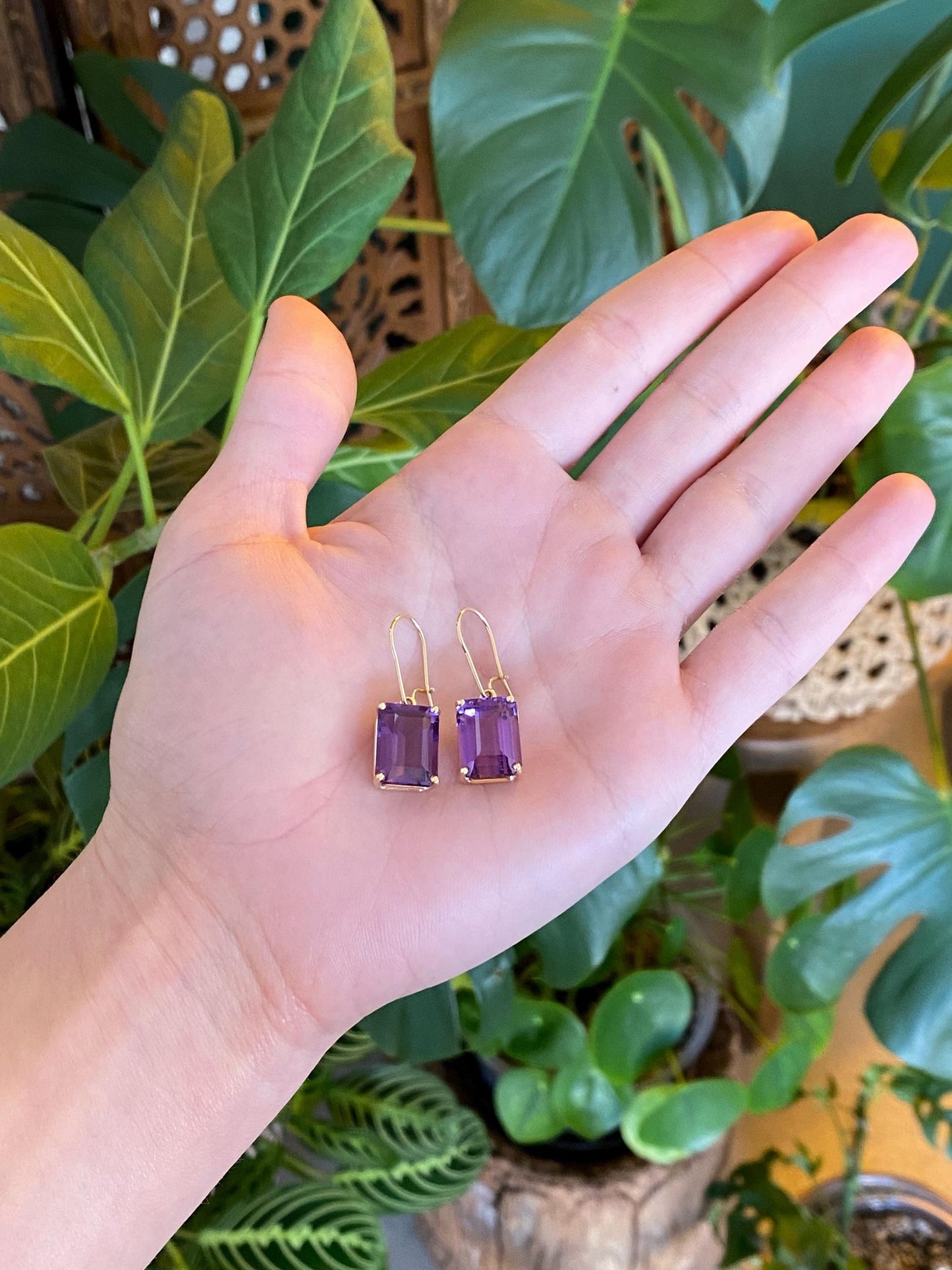 Vintage Solid 14k Yellow Gold Amethyst Dangle Earrings