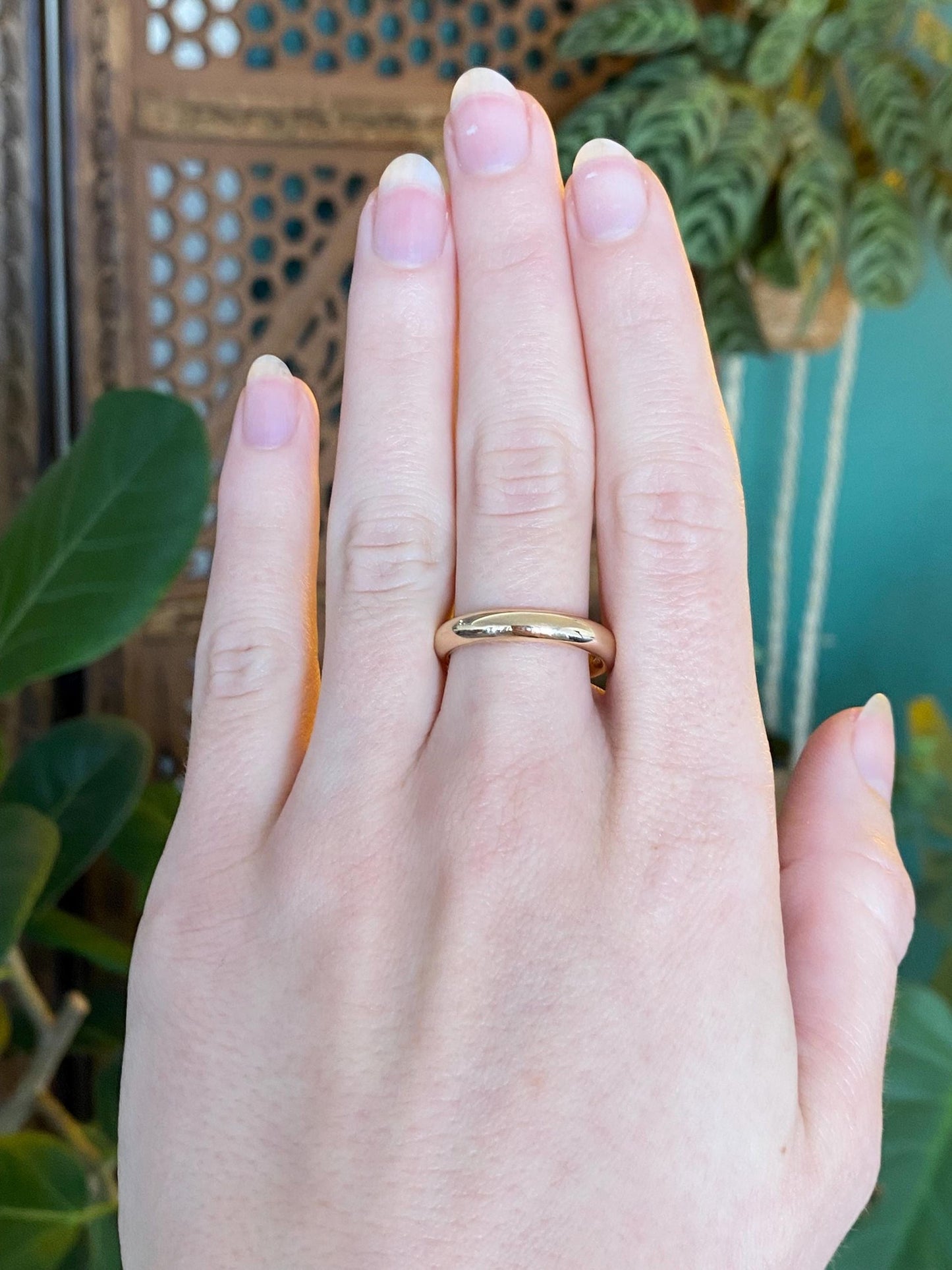 Vintage Solid 14k Yellow Gold Ring Band - Size 8