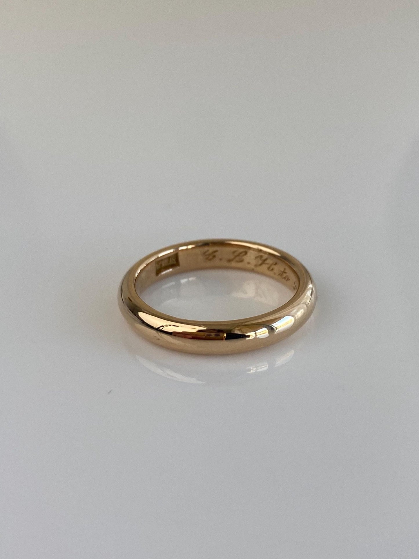 Vintage Solid 14k Yellow Gold Ring Band - Size 8