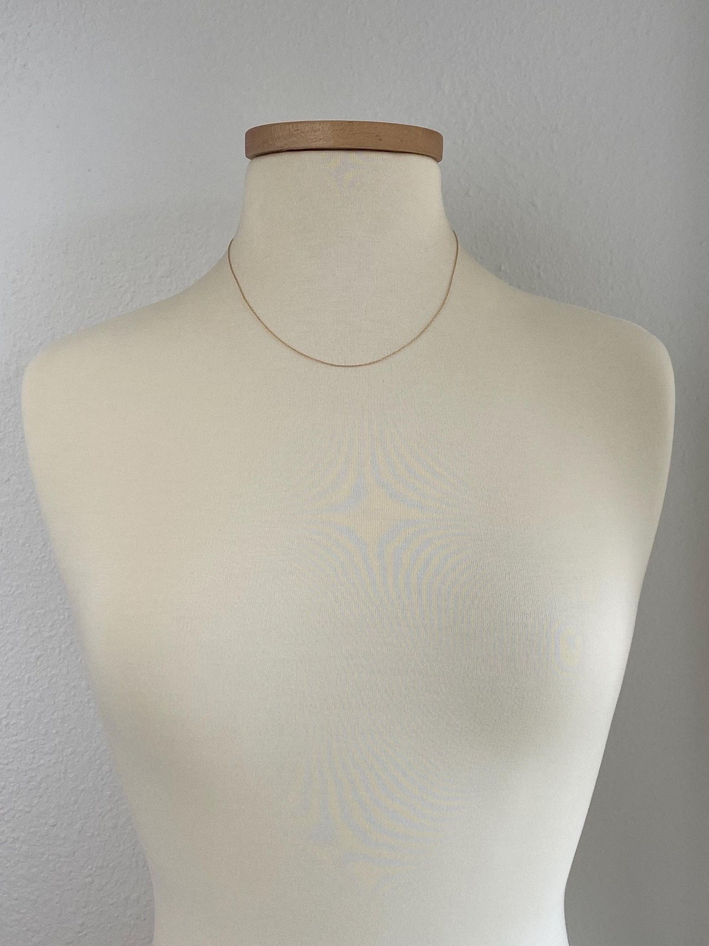 Vintage Solid 14k Yellow Gold Dainty Chain Necklace - 18.25 inches